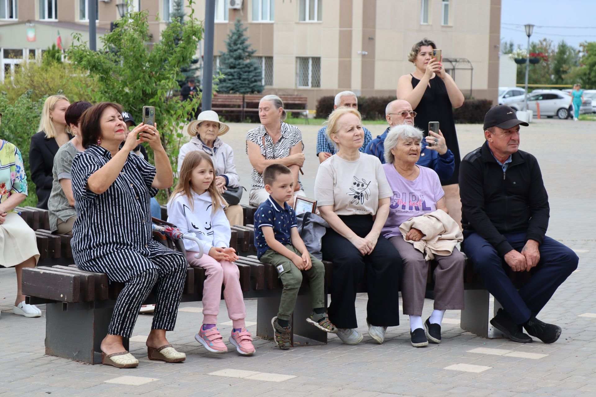 В Нурлате прошло праздничное мероприятие, посвященное Дню строителя