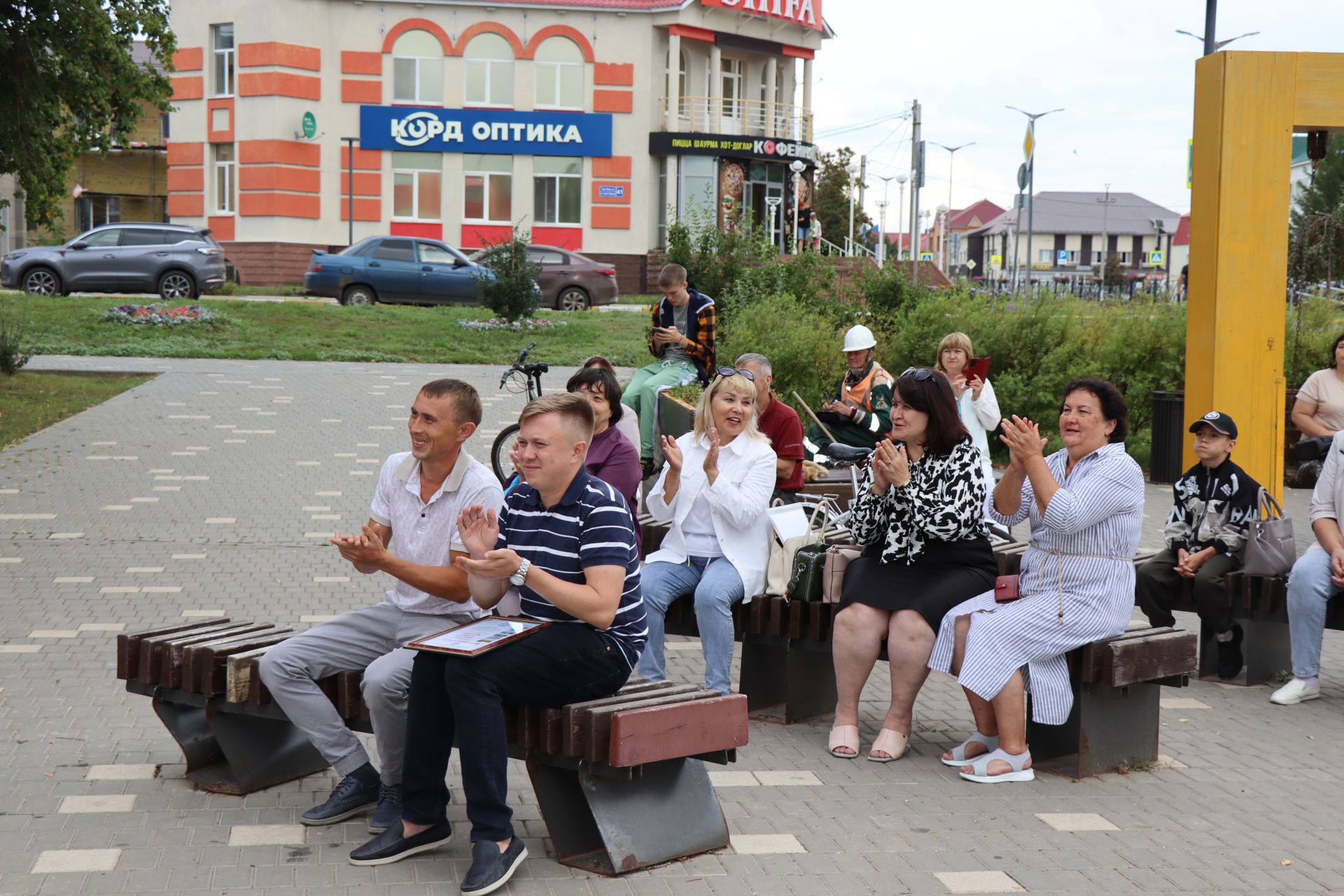 В Нурлате прошло праздничное мероприятие, посвященное Дню строителя