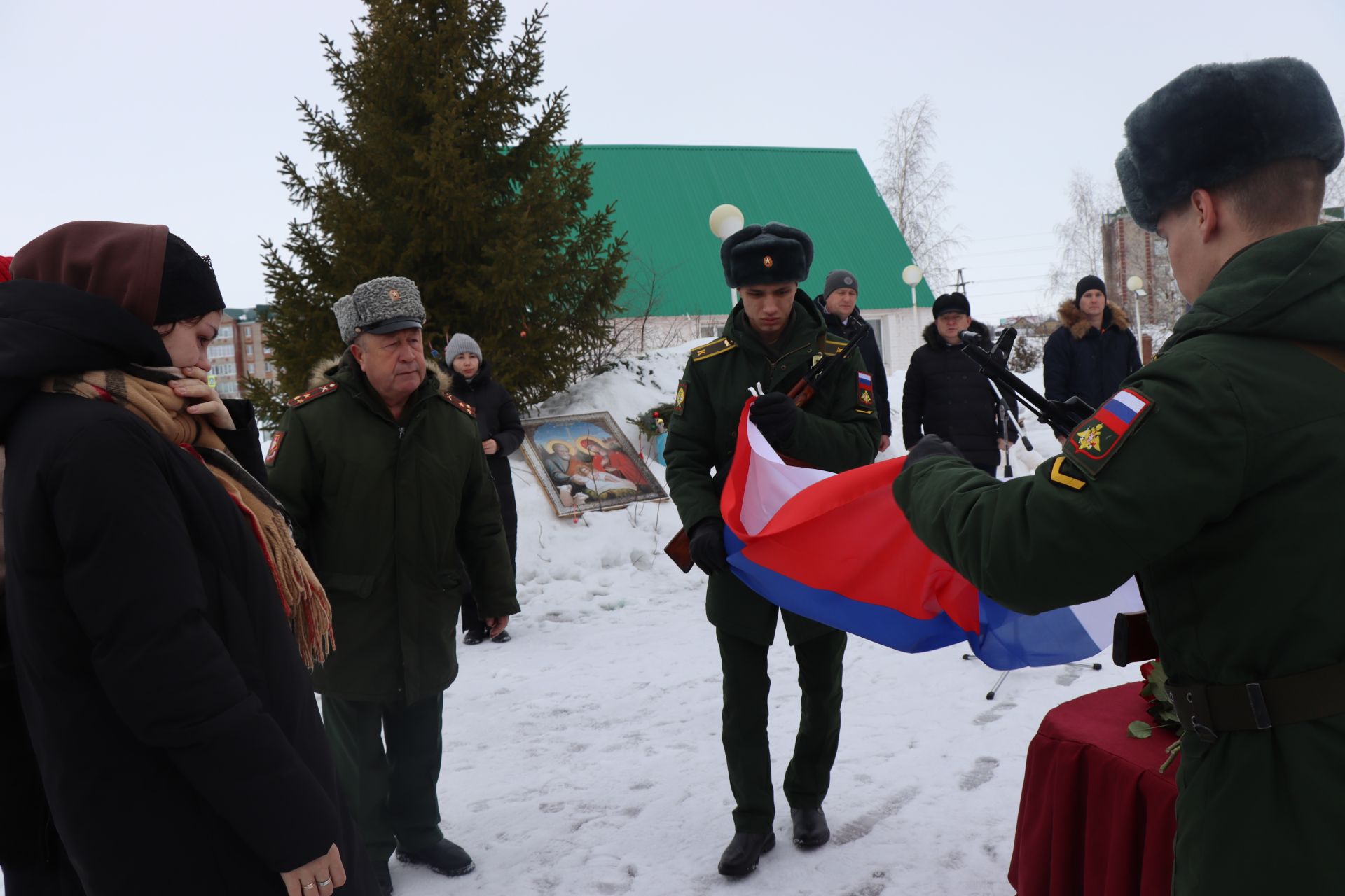 В Нурлате простились с участником СВО Журавлевым Эдуардом