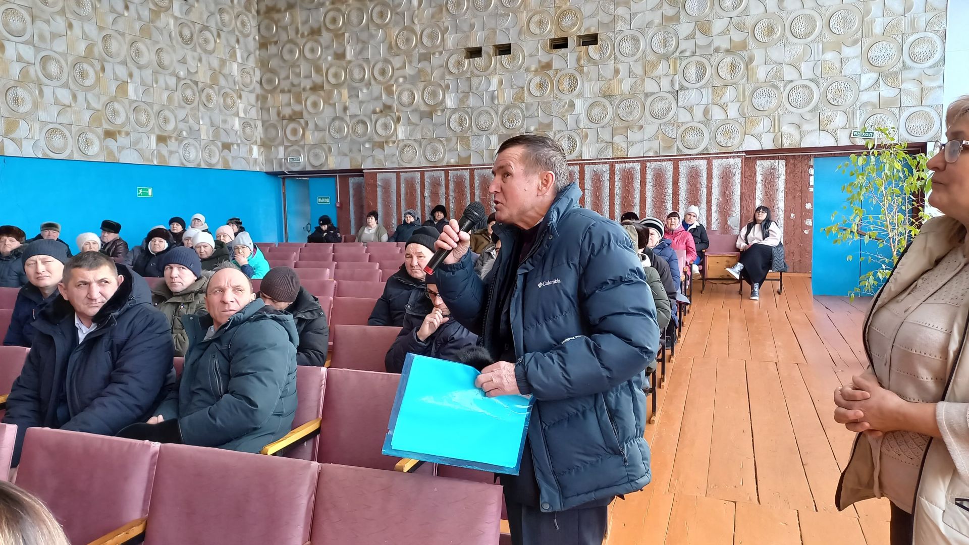 На сходе граждан в Верхнем Нурлате обсудили актуальные вопросы