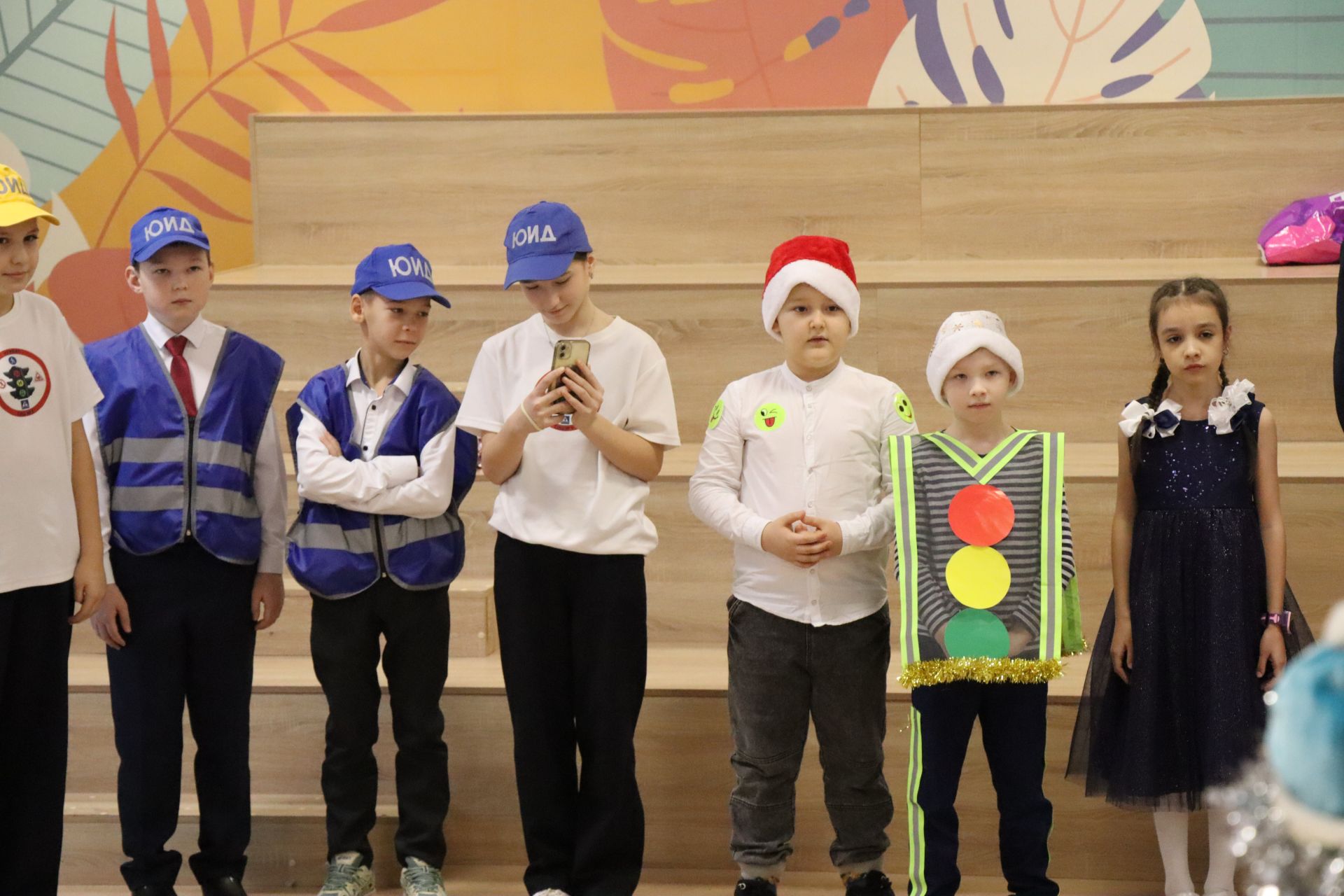 Ёлка безопасности: как юные инспекторы движения встречали Новый год