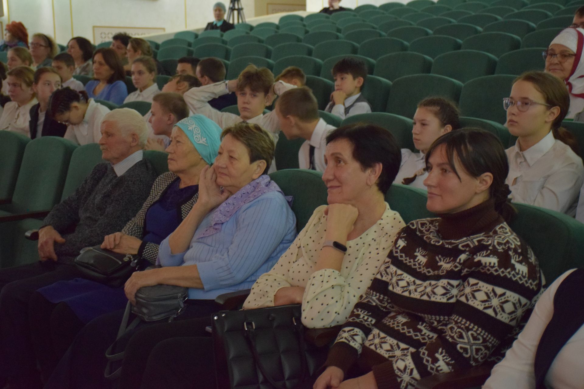 В Нурлате прошел торжественный концерт, посвященный Международному дню инвалидов (+фоторепортаж)