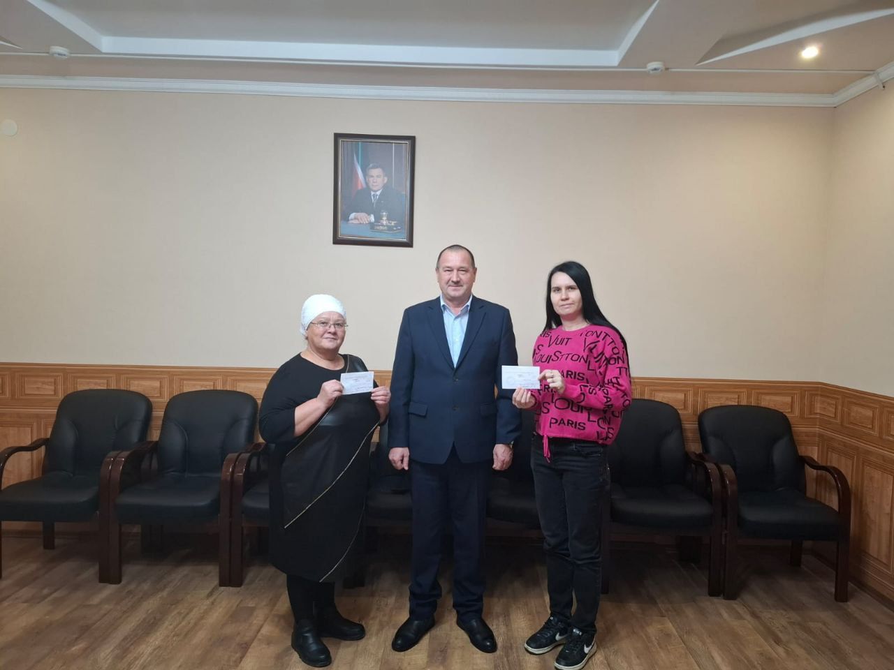 Руководитель исполнительного комитета района поддержал благотворительную акцию «Районную газету – на родном языке»