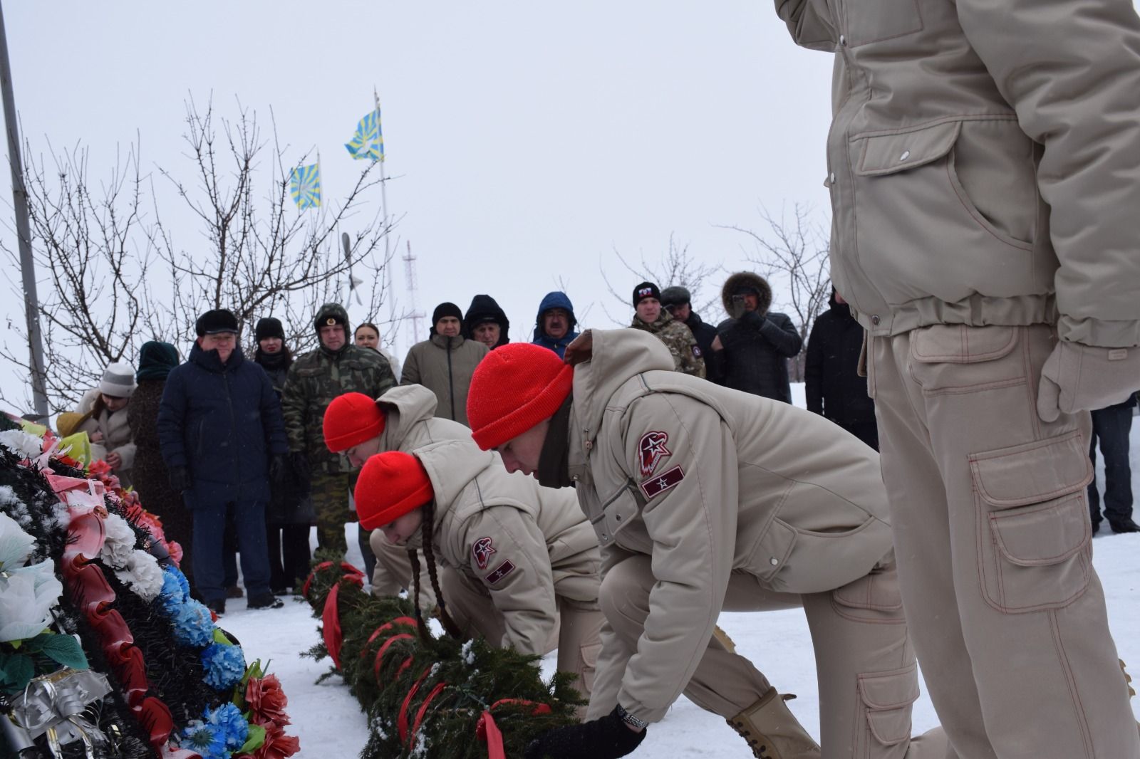 В Нурлате прошел митинг в честь 36-й годовщины вывода советских войск из Афганистана (фоторепортаж)