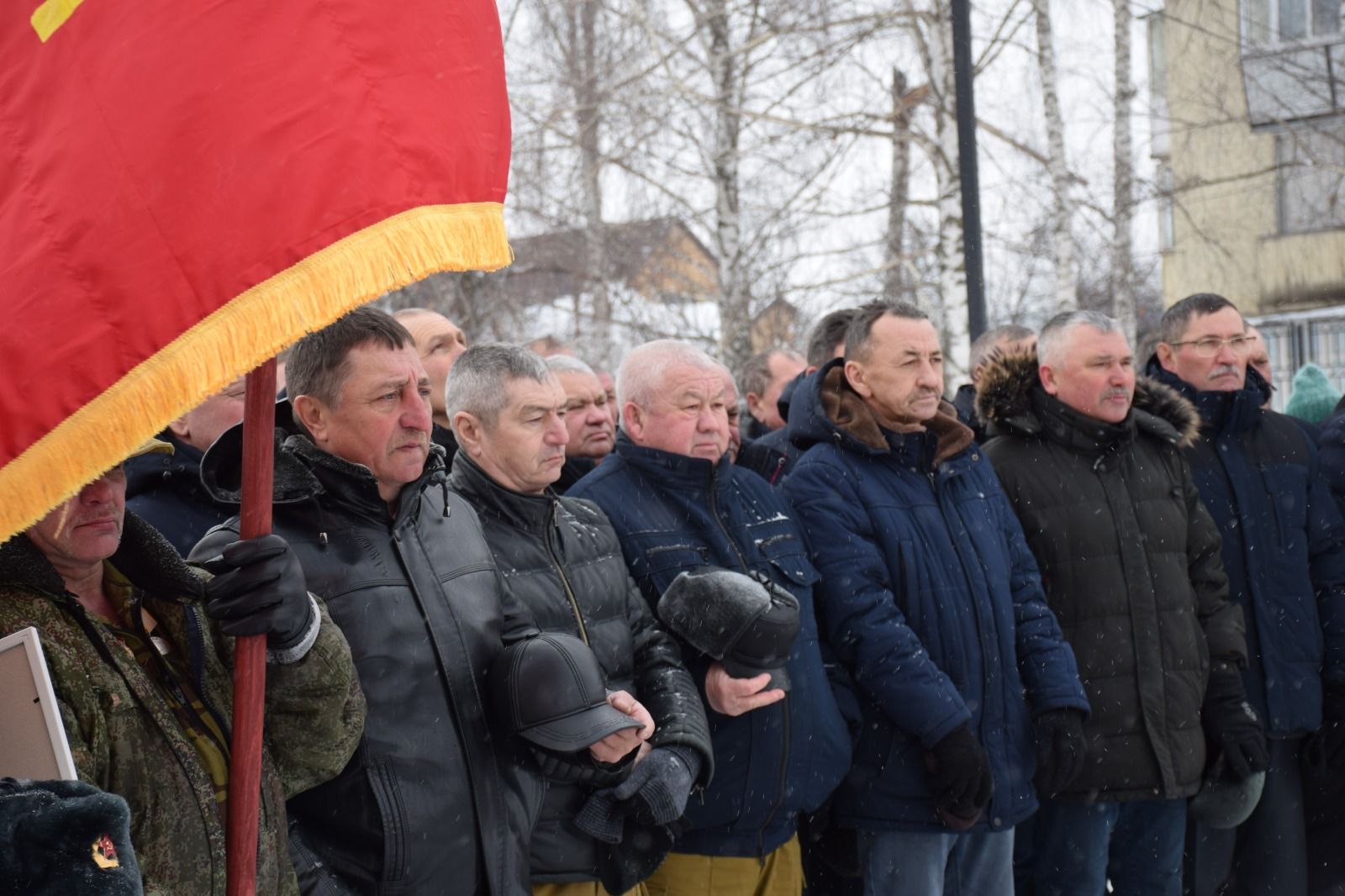 В Нурлате прошел митинг в честь 36-й годовщины вывода советских войск из Афганистана (фоторепортаж)