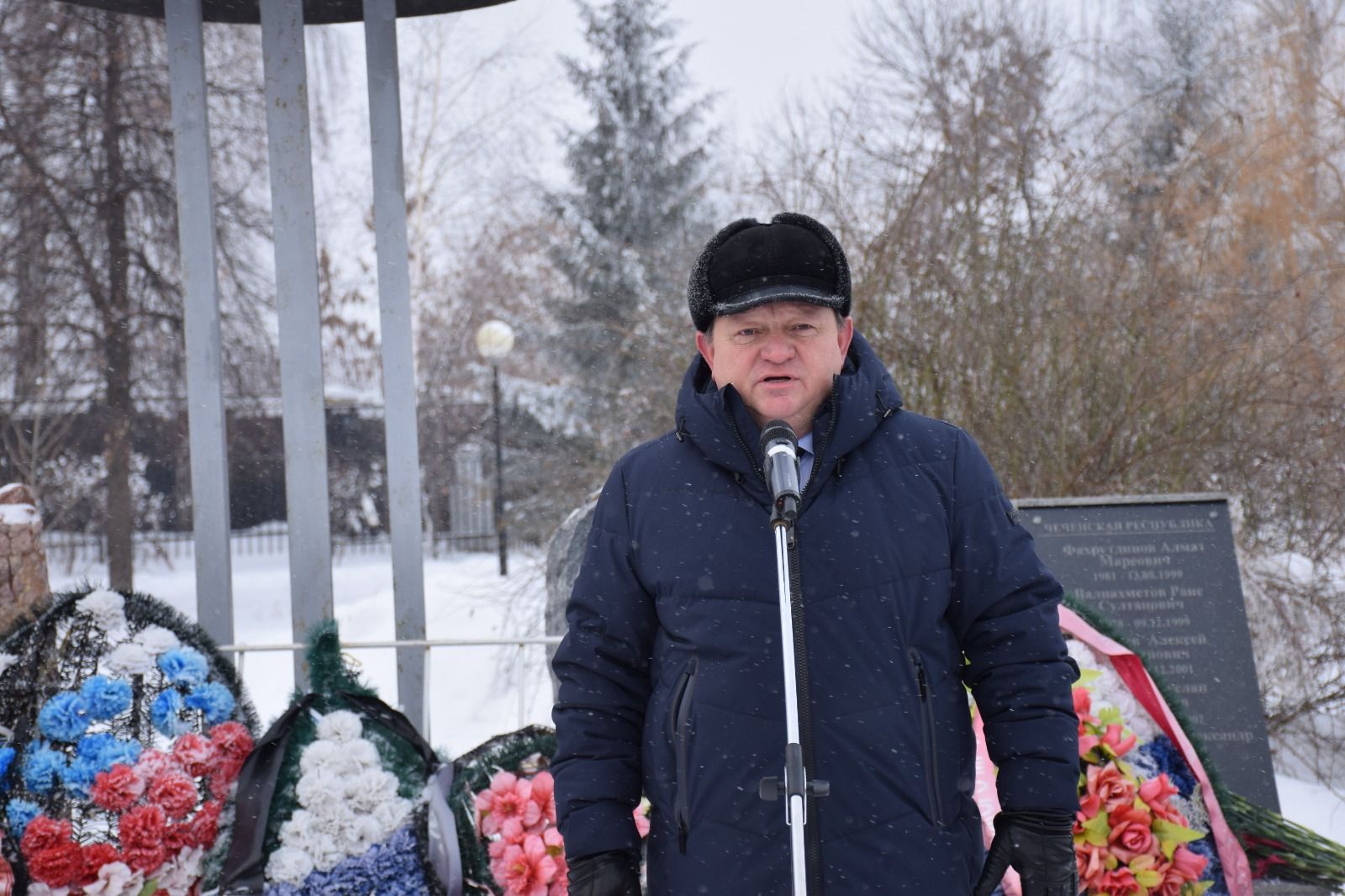 В Нурлате прошел митинг в честь 36-й годовщины вывода советских войск из Афганистана (фоторепортаж)