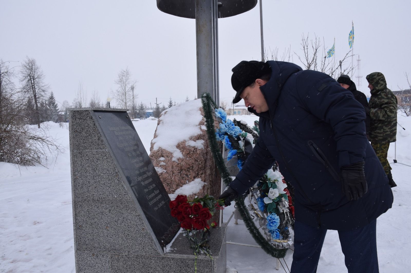 В Нурлате прошел митинг в честь 36-й годовщины вывода советских войск из Афганистана (фоторепортаж)