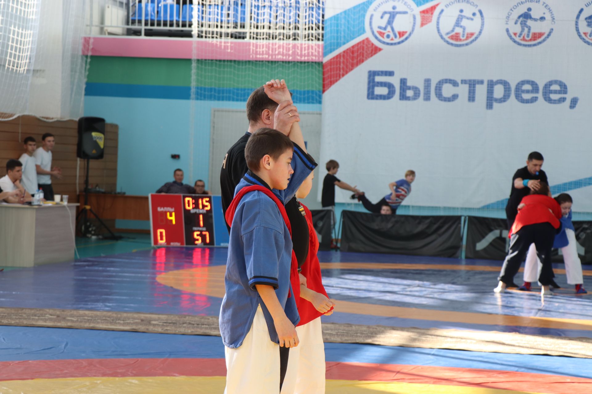В Нурлате открылось первенство Республики Татарстан памяти Габбаса Гиматдинова (+ФОТОРЕПОРТАЖ)