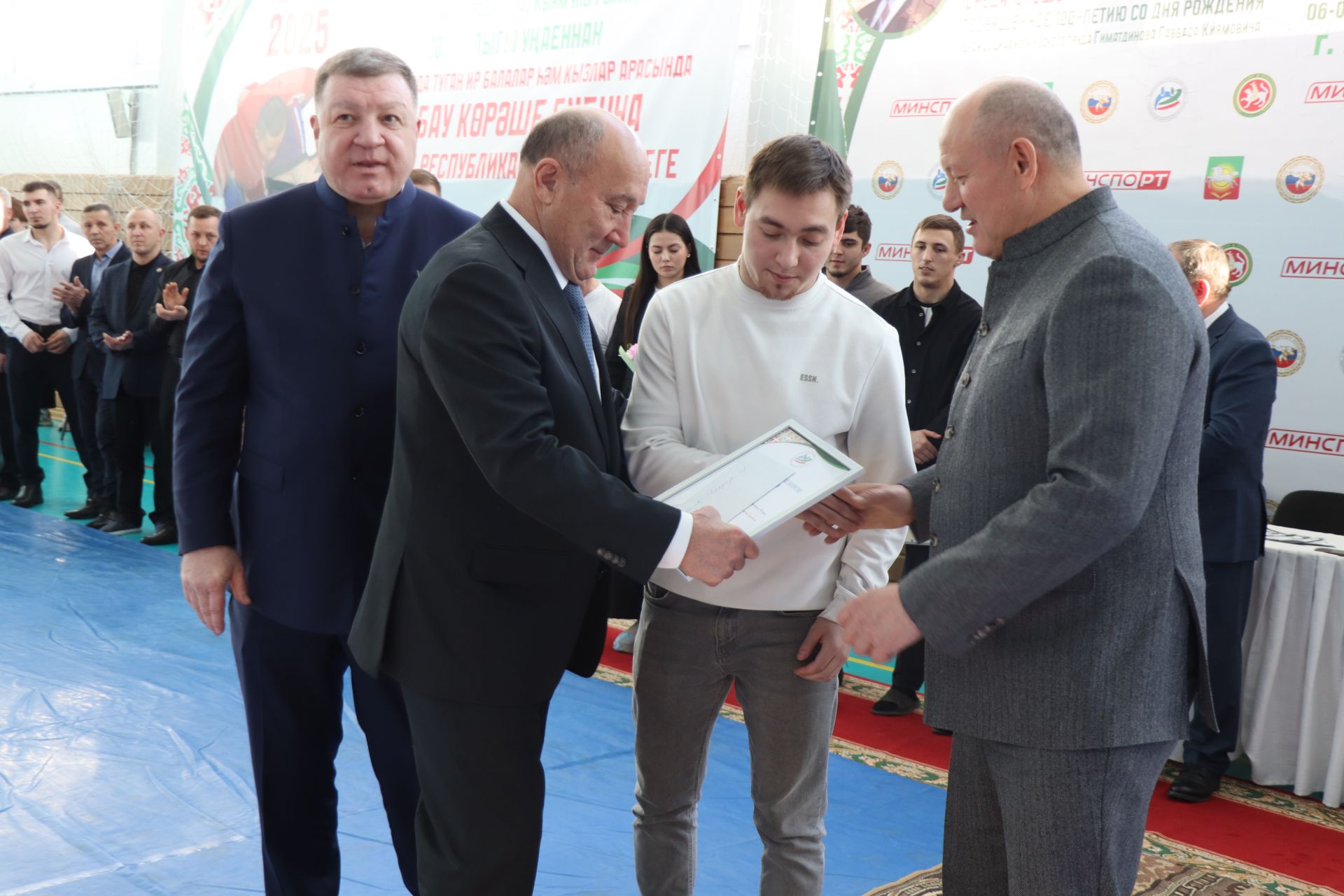 В Нурлате открылось первенство Республики Татарстан памяти Габбаса Гиматдинова (+ФОТОРЕПОРТАЖ)