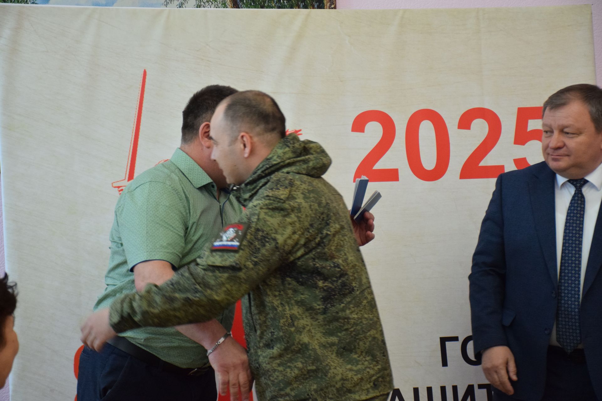 Глава Нурлатского района Дамир Ишкинеев встретился с бойцами СВО, прибывшими в краткосрочный отпуск