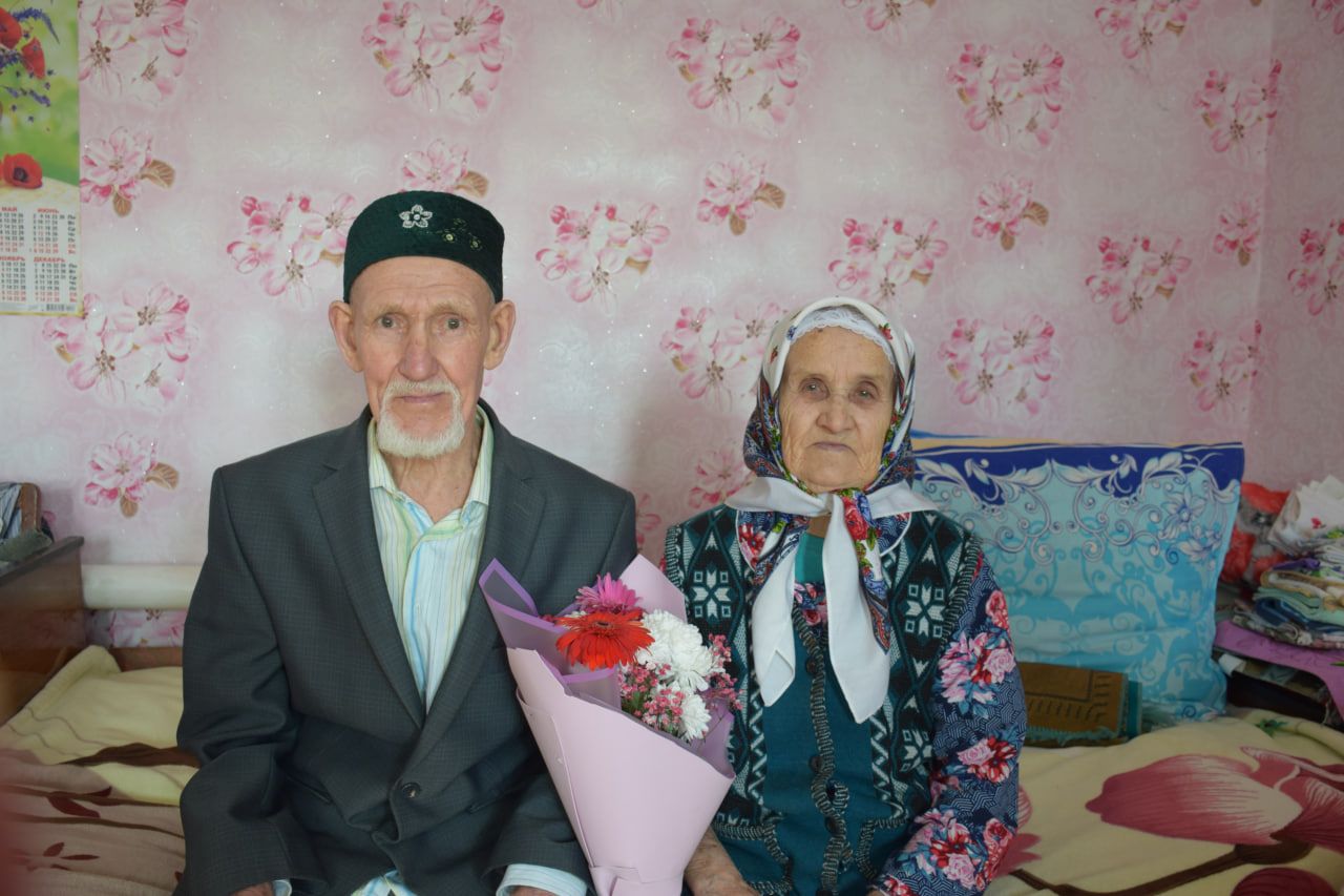 Долгая и счастливая жизнь: история супругов Галиуллиных, проживших в браке 65 лет