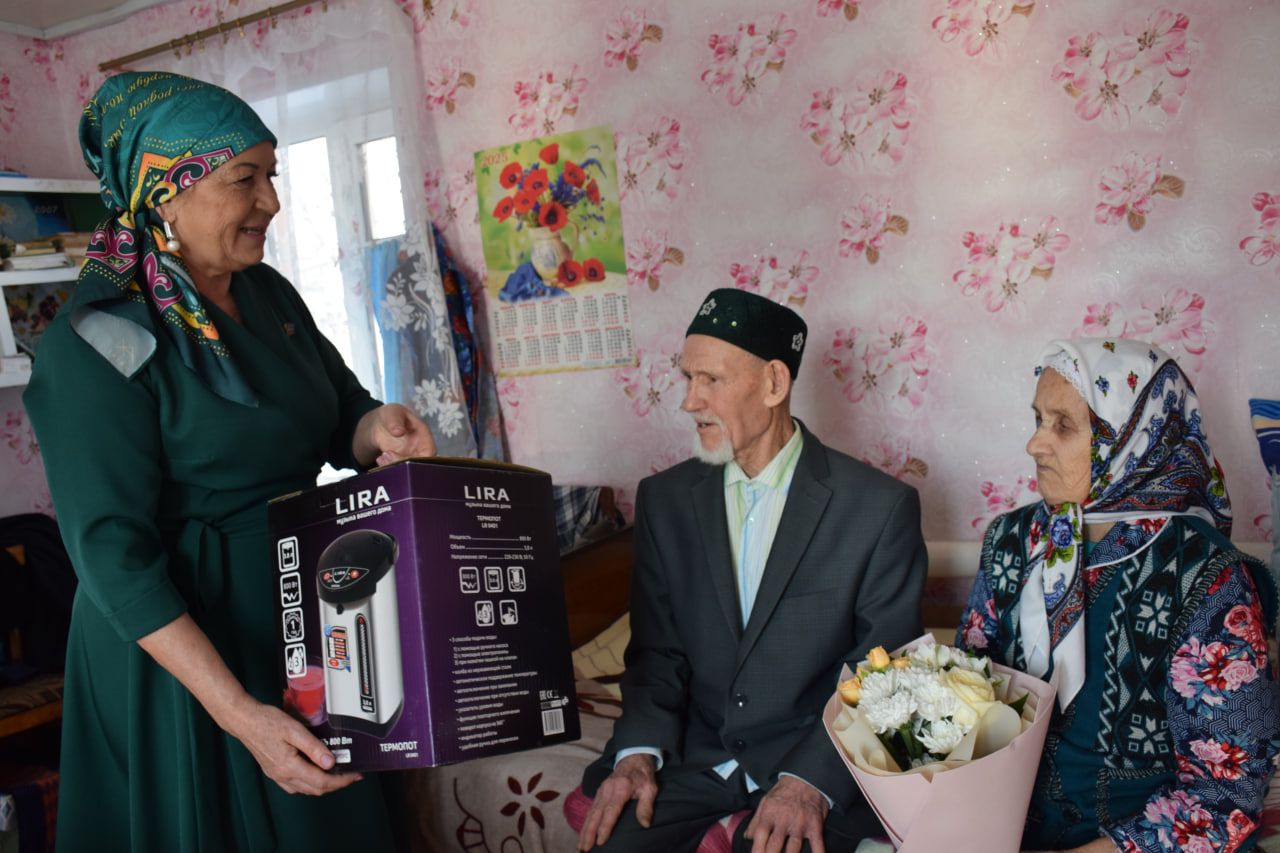 Долгая и счастливая жизнь: история супругов Галиуллиных, проживших в браке 65 лет