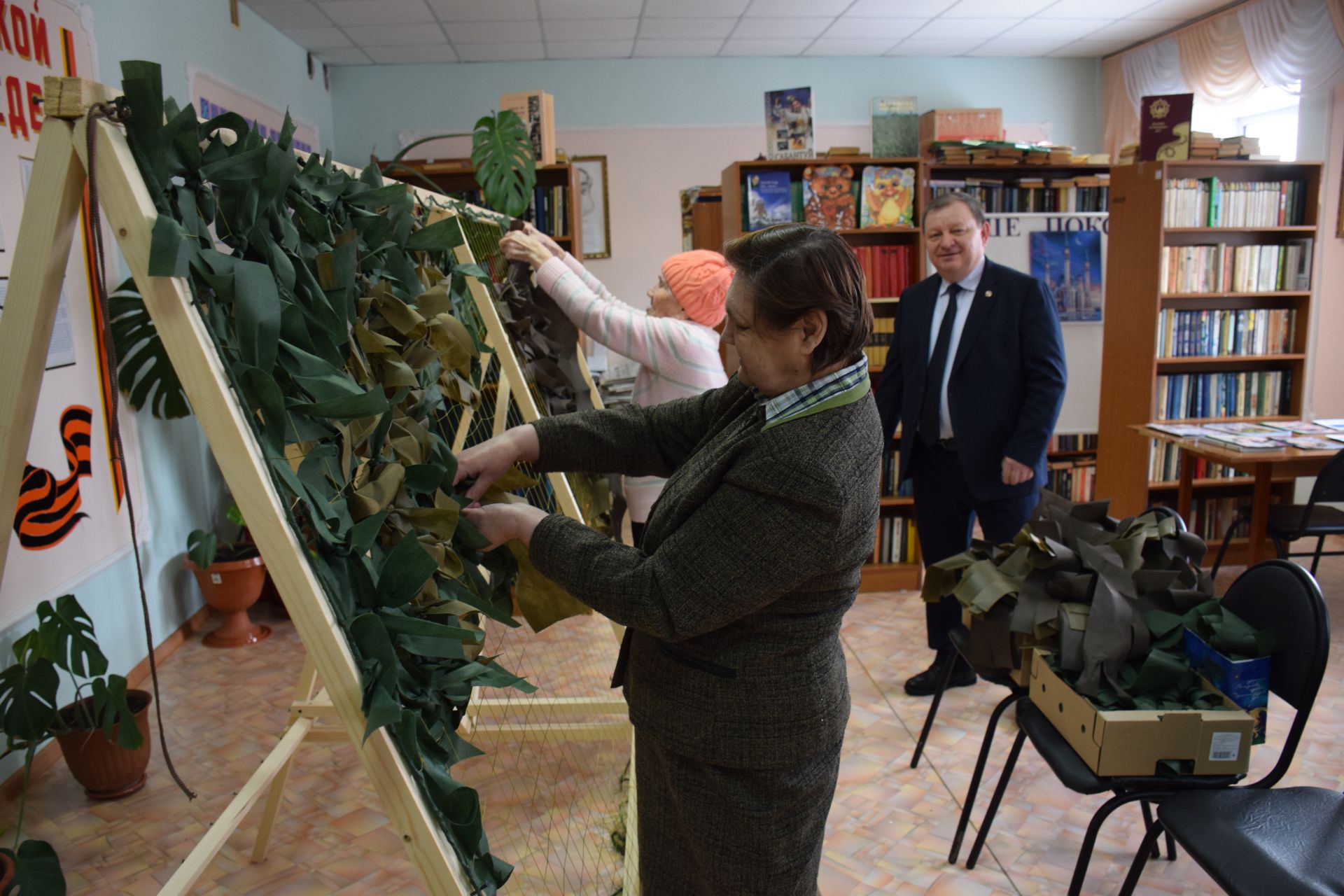 В Нурлате 101-летней труженице тыла вручили медаль к 80-летию Победы