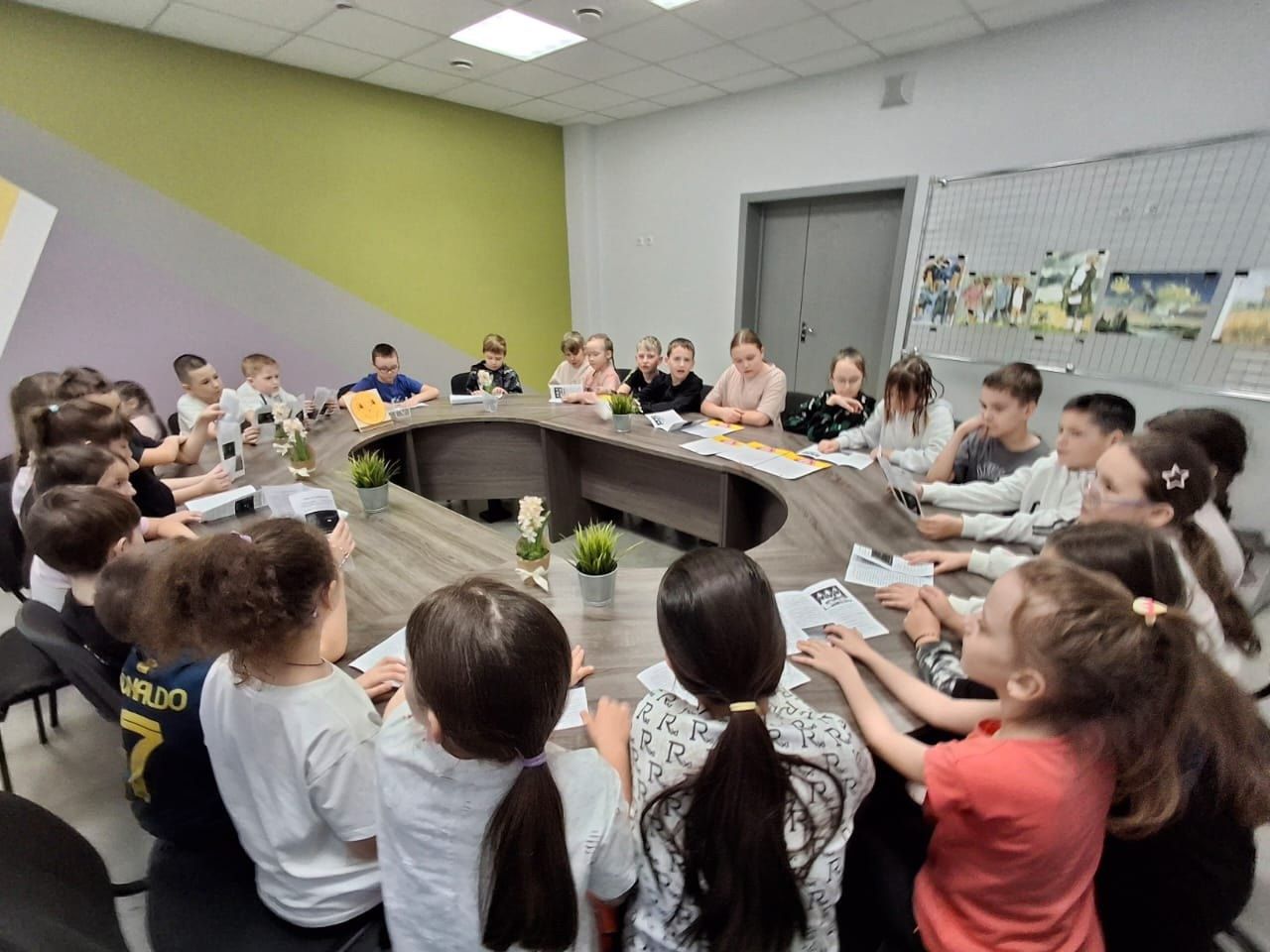 В КДЦ «Грани» школьникам рассказали правду о ВИЧ