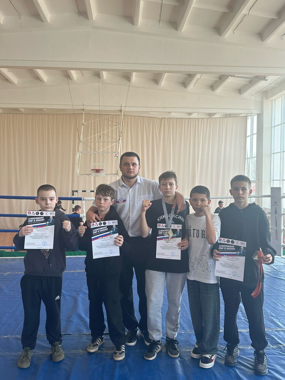 Воспитанники нурлатского «Тулпара» привезли 8 медалей с турнира по кикбоксингу в Бугульме