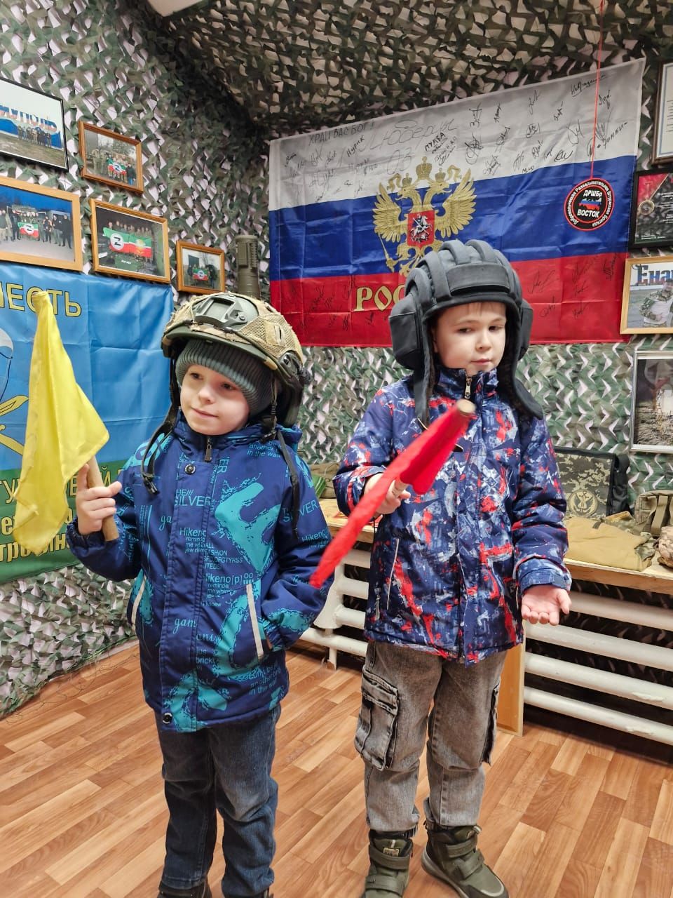 Воспитанники детского сада «Колосок» посетили пункт сбора гуманитарной помощи «Все для победы Нурлат»