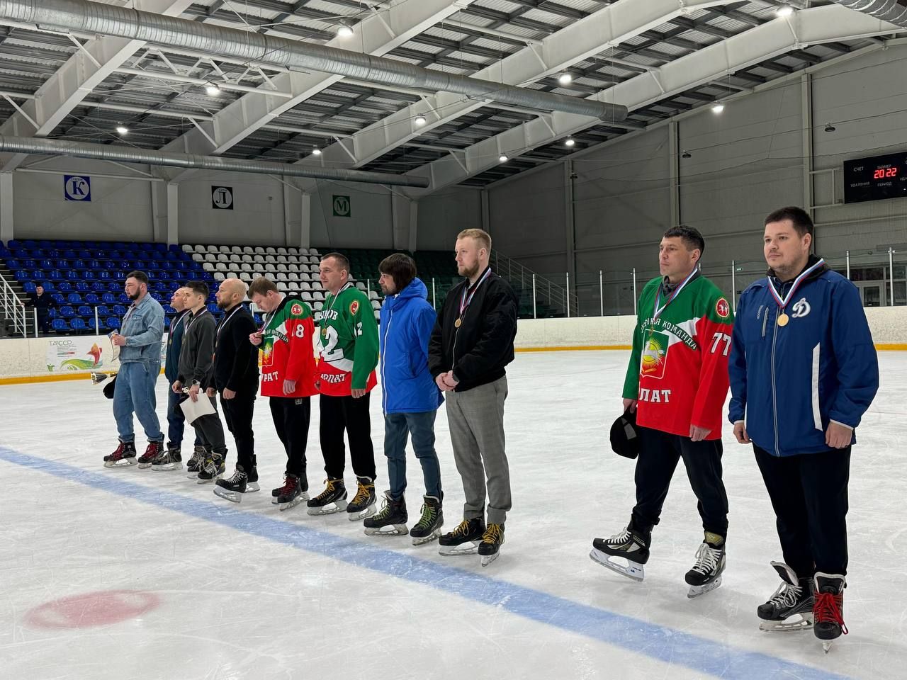 Чемпионат по хоккею в Нурлатском районе: «Арктика» — победитель
