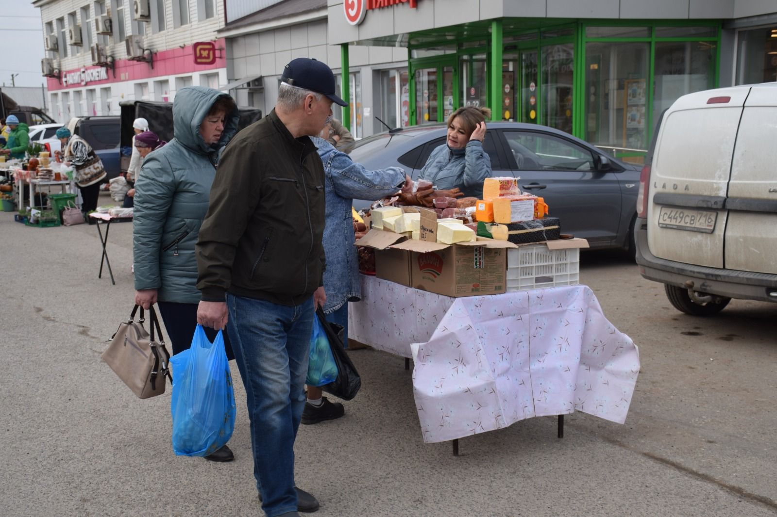 В Нурлате сегодня праздничная ярмарка