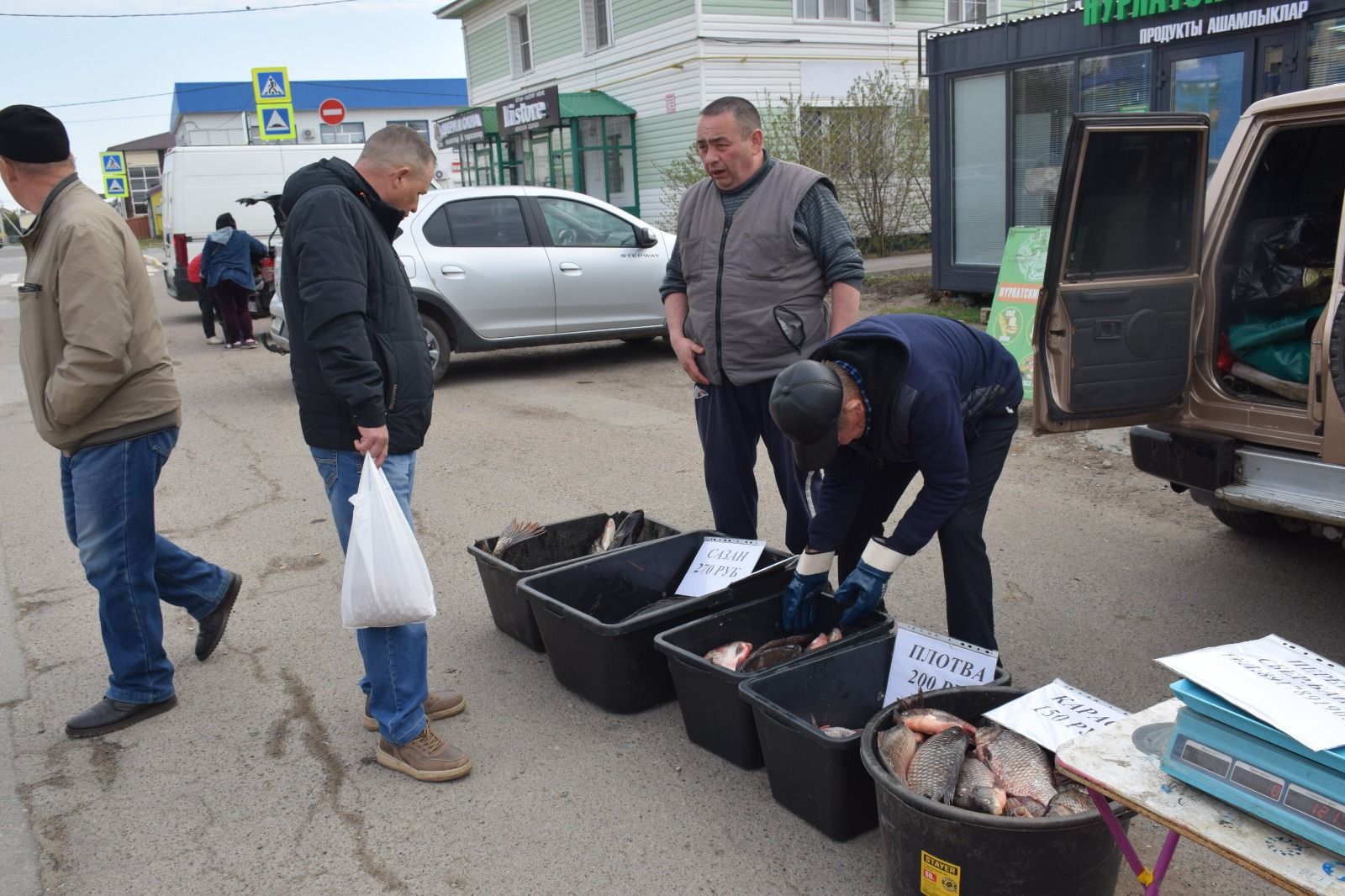 В Нурлате сегодня праздничная ярмарка