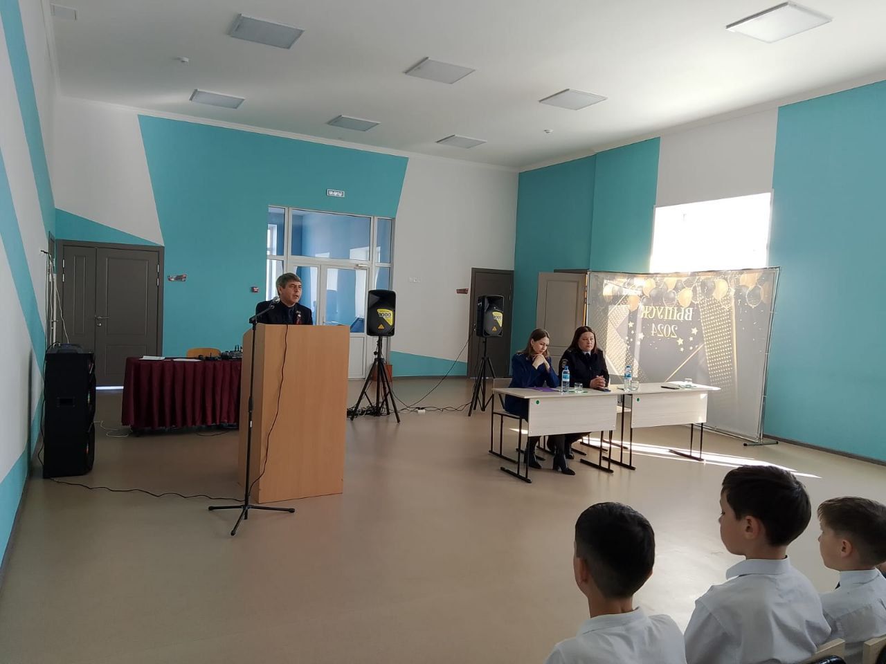 Профилактика экстремизма среди подростков: в школе №8 Нурлата прошла важная беседа