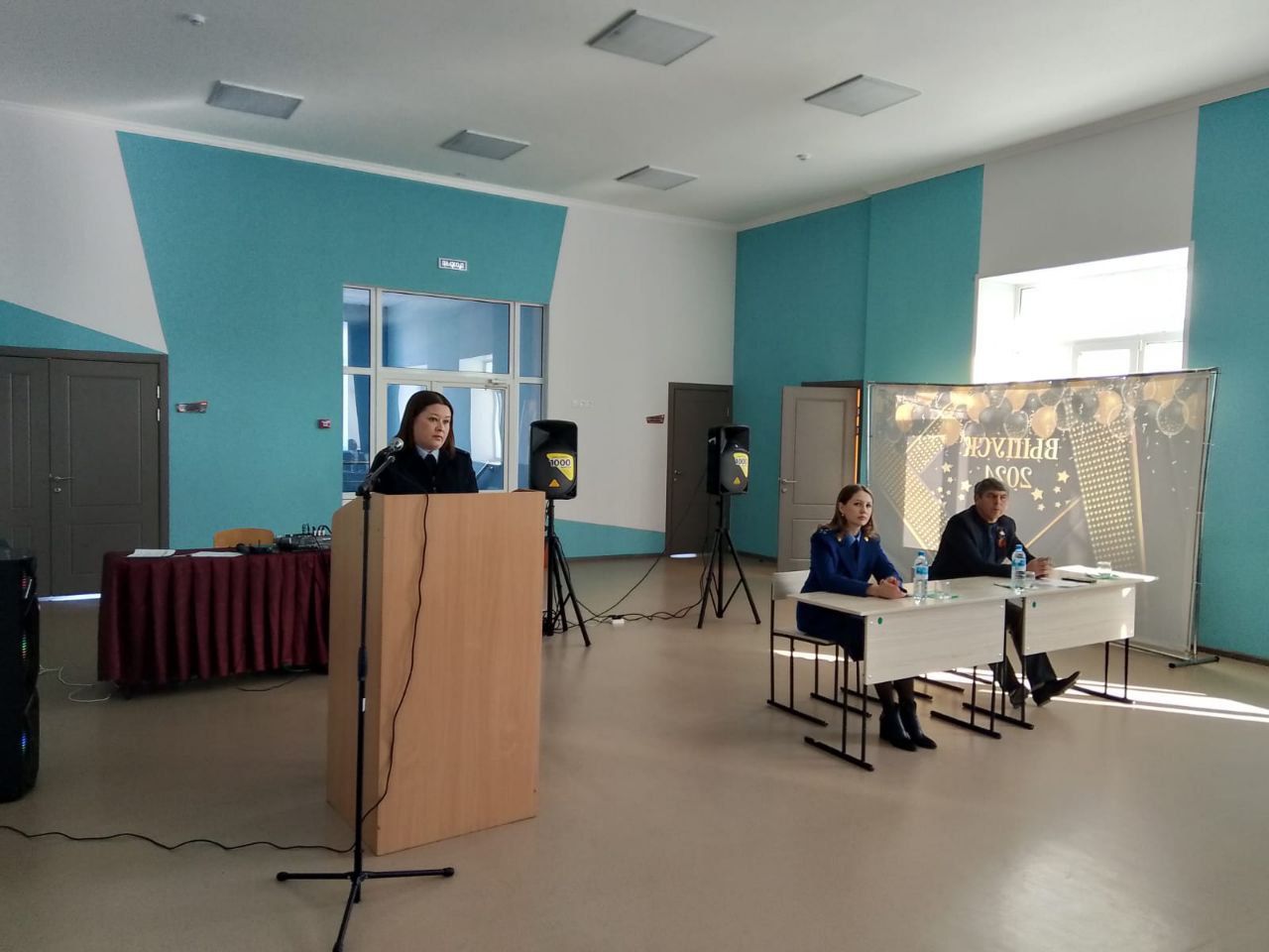 Профилактика экстремизма среди подростков: в школе №8 Нурлата прошла важная беседа