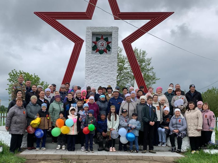В Староальметьевском сельском поселении почтили память героев Великой Отечественной войны