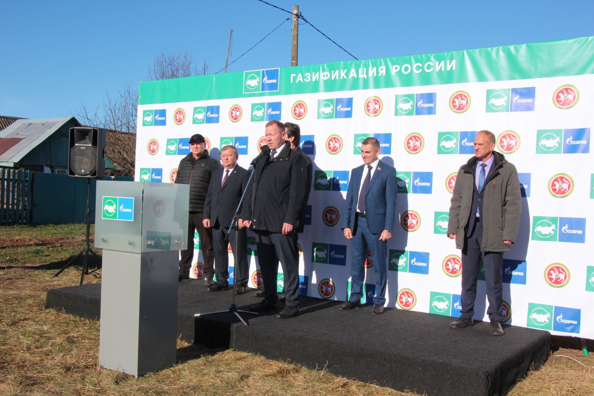 В деревню Черное Озеро Нурлатского района пришел долгожданный газ