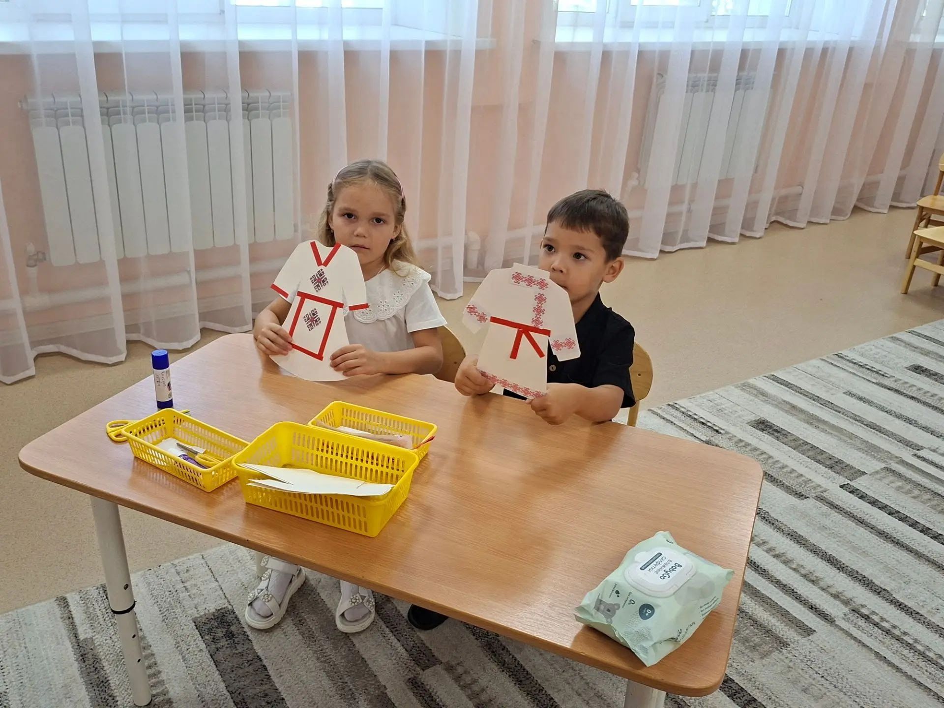 В детсаду «Росинка» прошел мастер-класс по чувашским узорам
