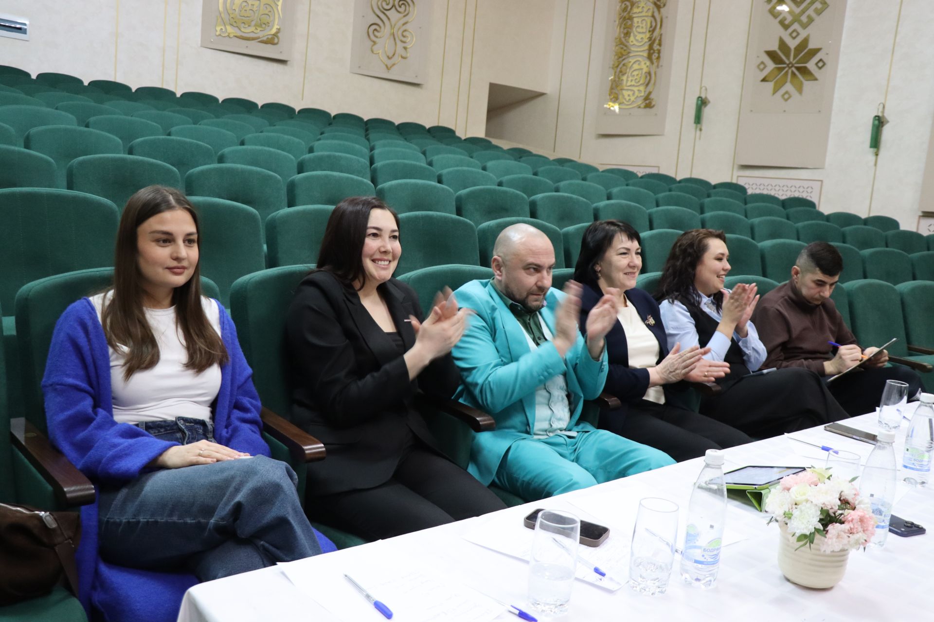 Смех, драйв и чистый задор: в Нурлате выбрали лучшие команды КВН
