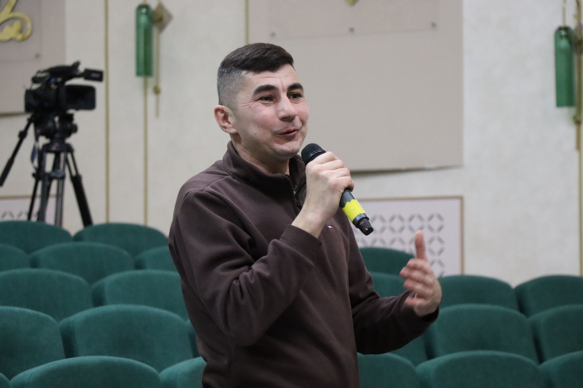 Смех, драйв и чистый задор: в Нурлате выбрали лучшие команды КВН