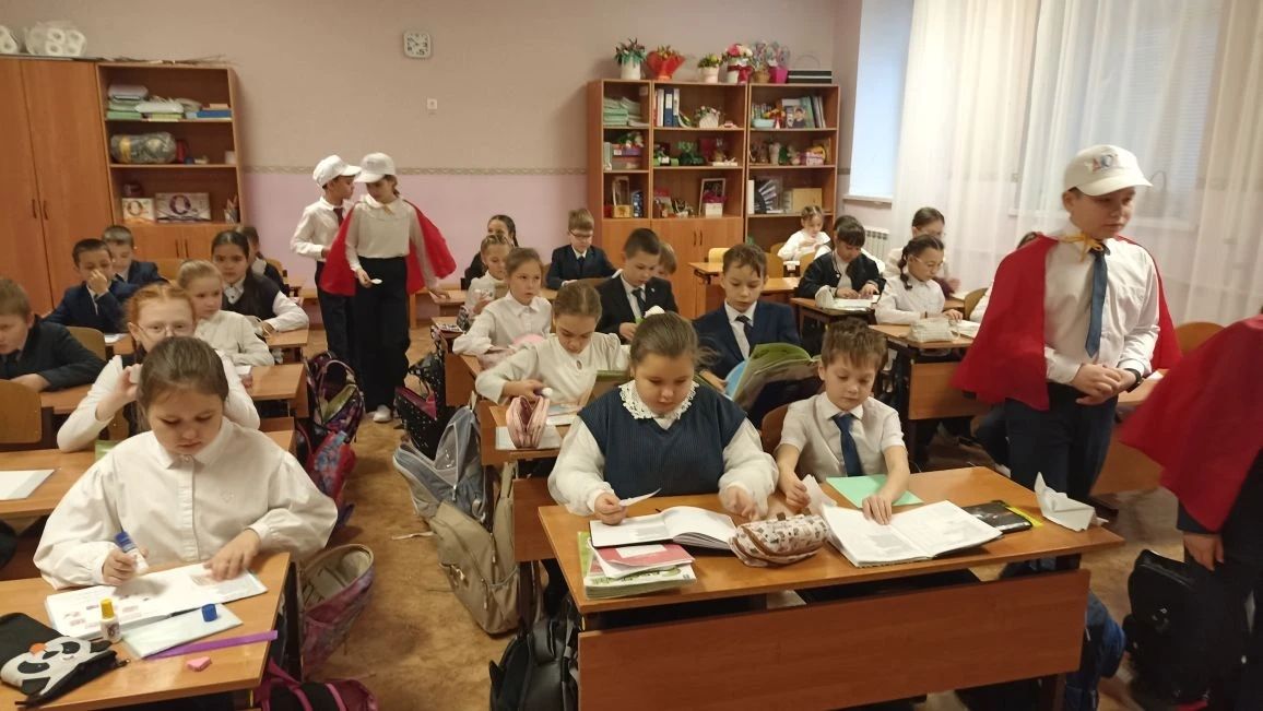 В нурлатской гимназии прошёл важный урок — детям о безопасности рассказали сами дети