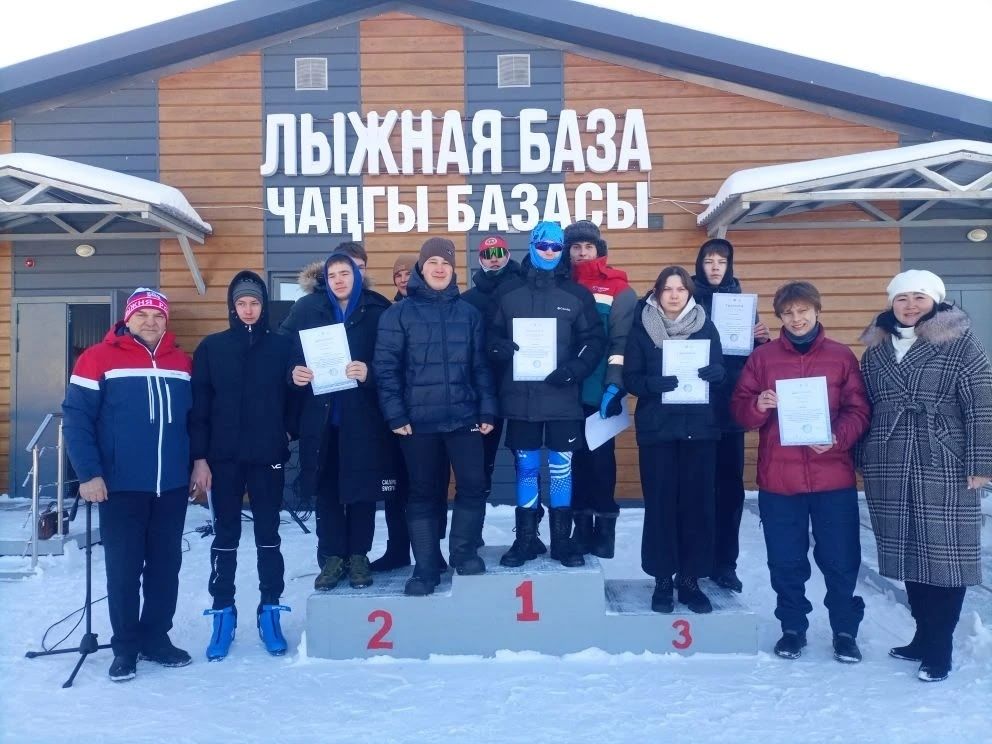 Команда Нурлатского аграрного техникума — лучшая на зональном этапе лыжных гонок
