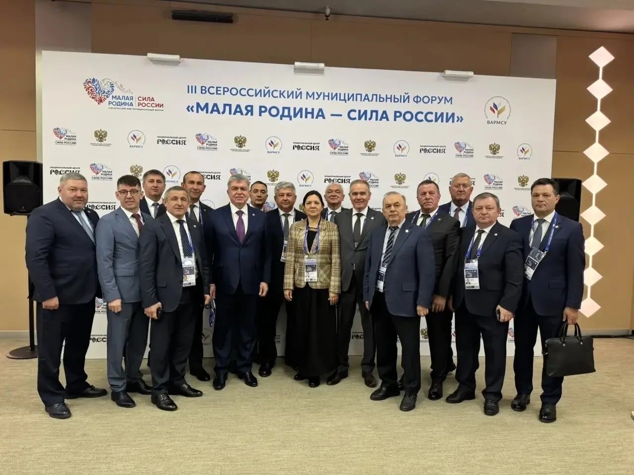 Дамир Ишкинеев участвует в III Всероссийском муниципальном форуме «МАЛАЯ РОДИНА — СИЛА РОССИИ» в Москве