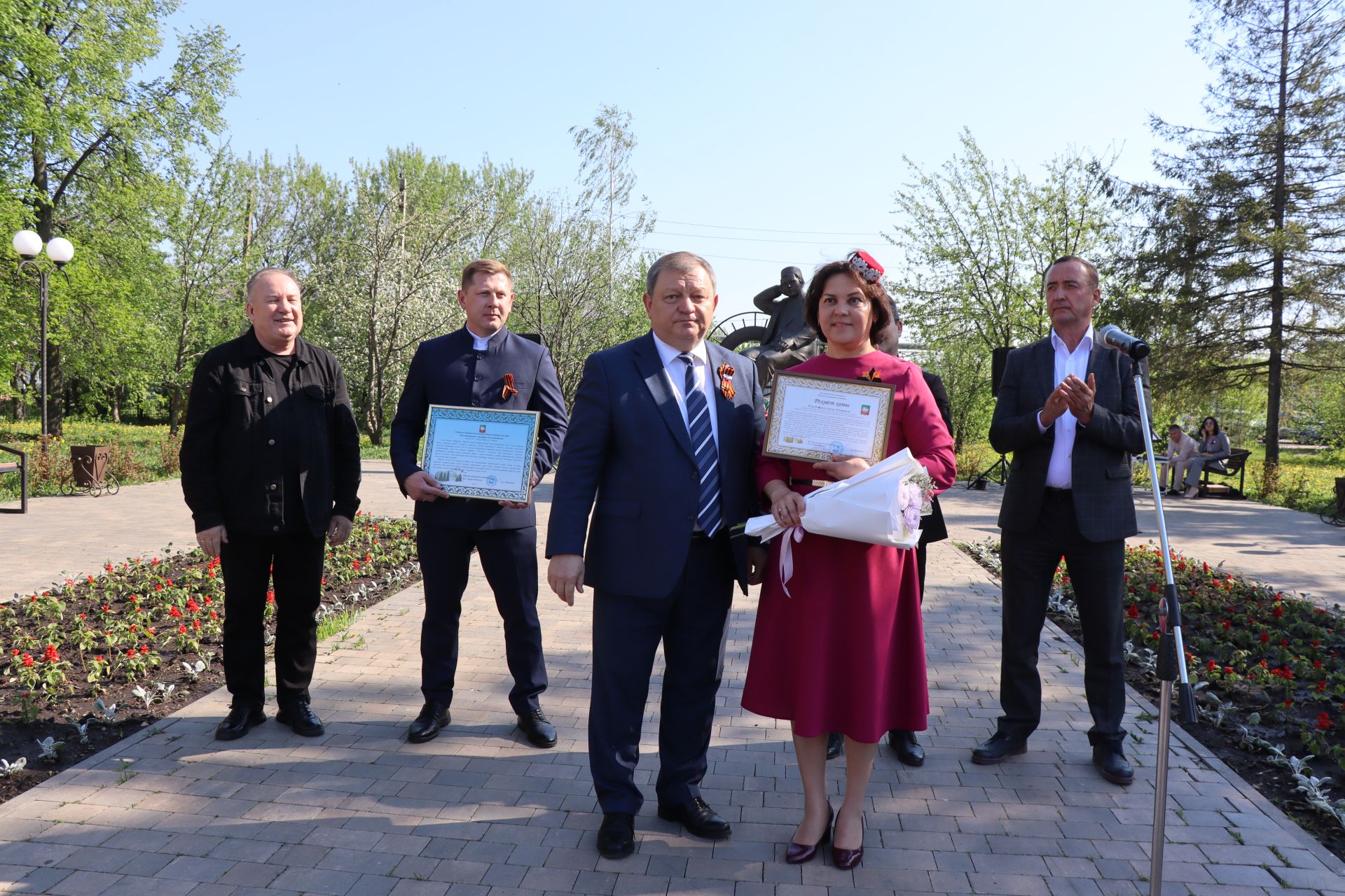 Свет путеводной звезды татарского театра: Нурлат торжественно встретил 140-летие Габдуллы Кариева