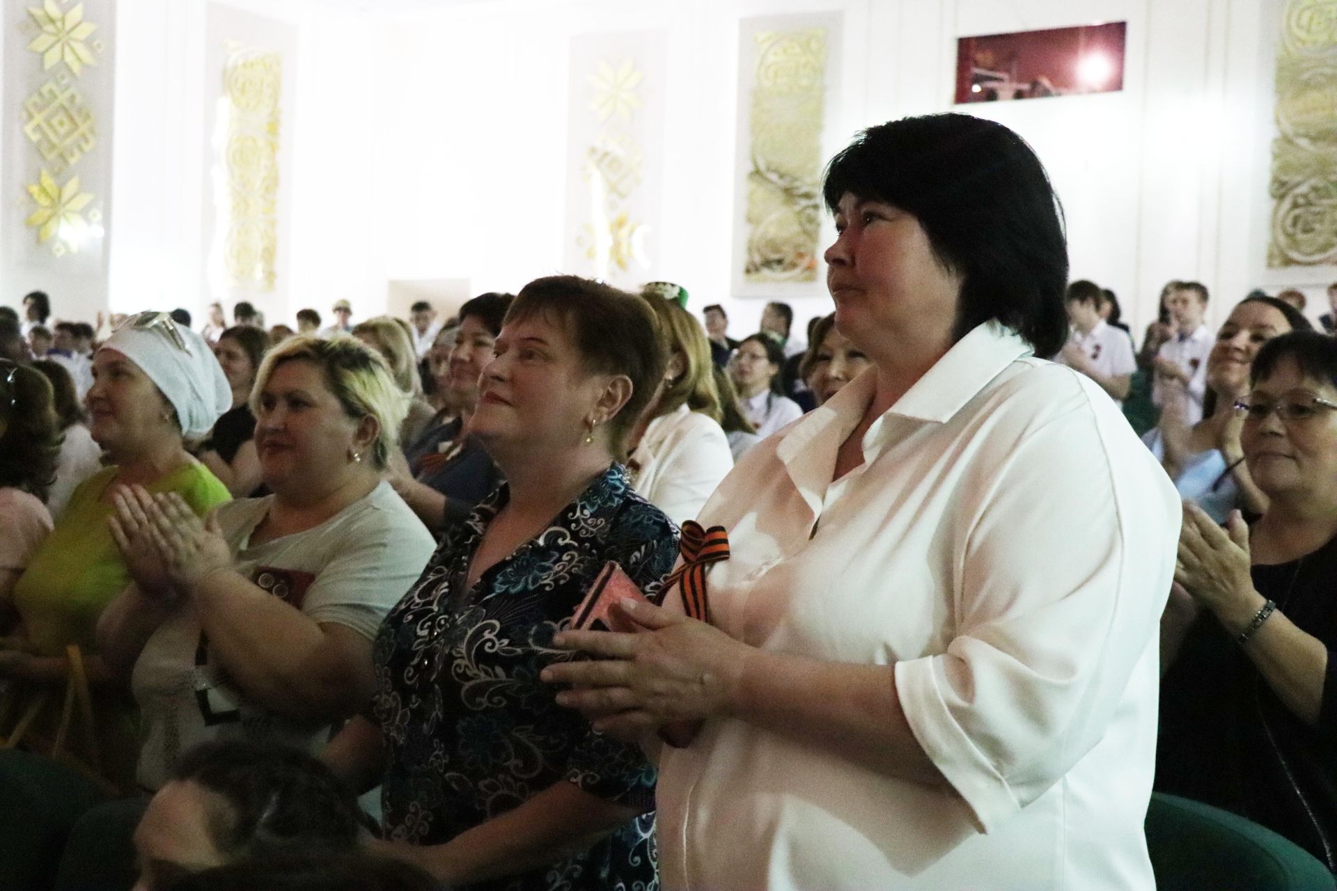 Свет путеводной звезды татарского театра: Нурлат торжественно встретил 140-летие Габдуллы Кариева