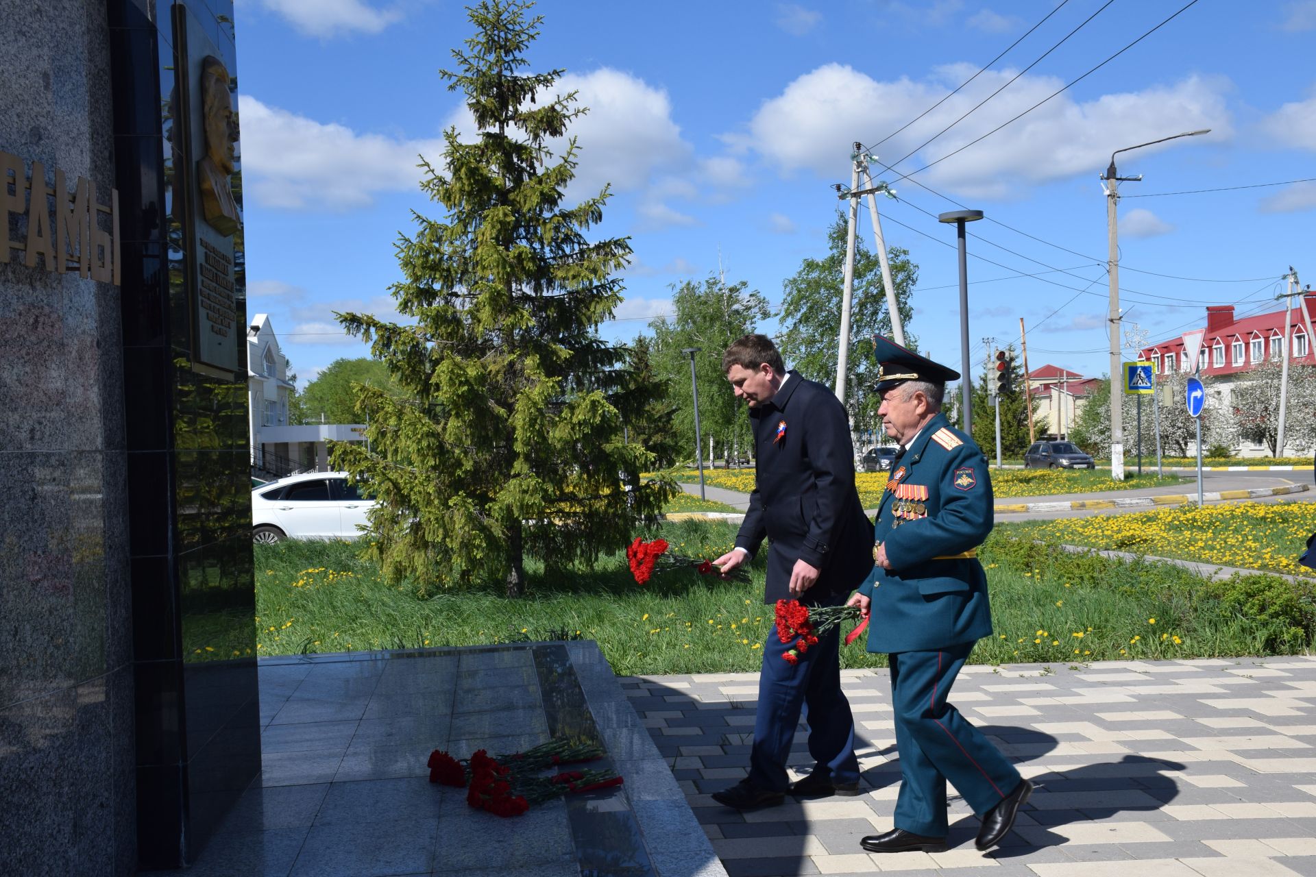 В День Победы в Нурлате почтили память ветеранов, внесших вклад в развитие района