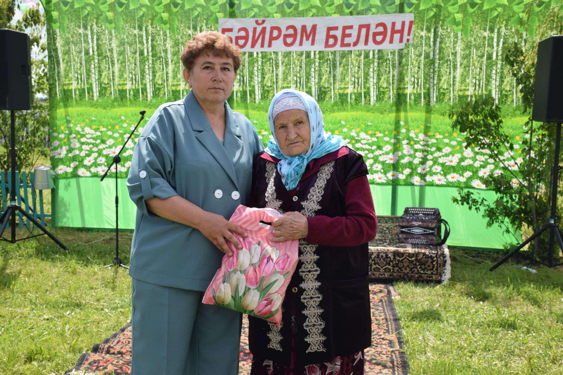 С песнями, пловом и сабантуем: в Бикулово прошел День села