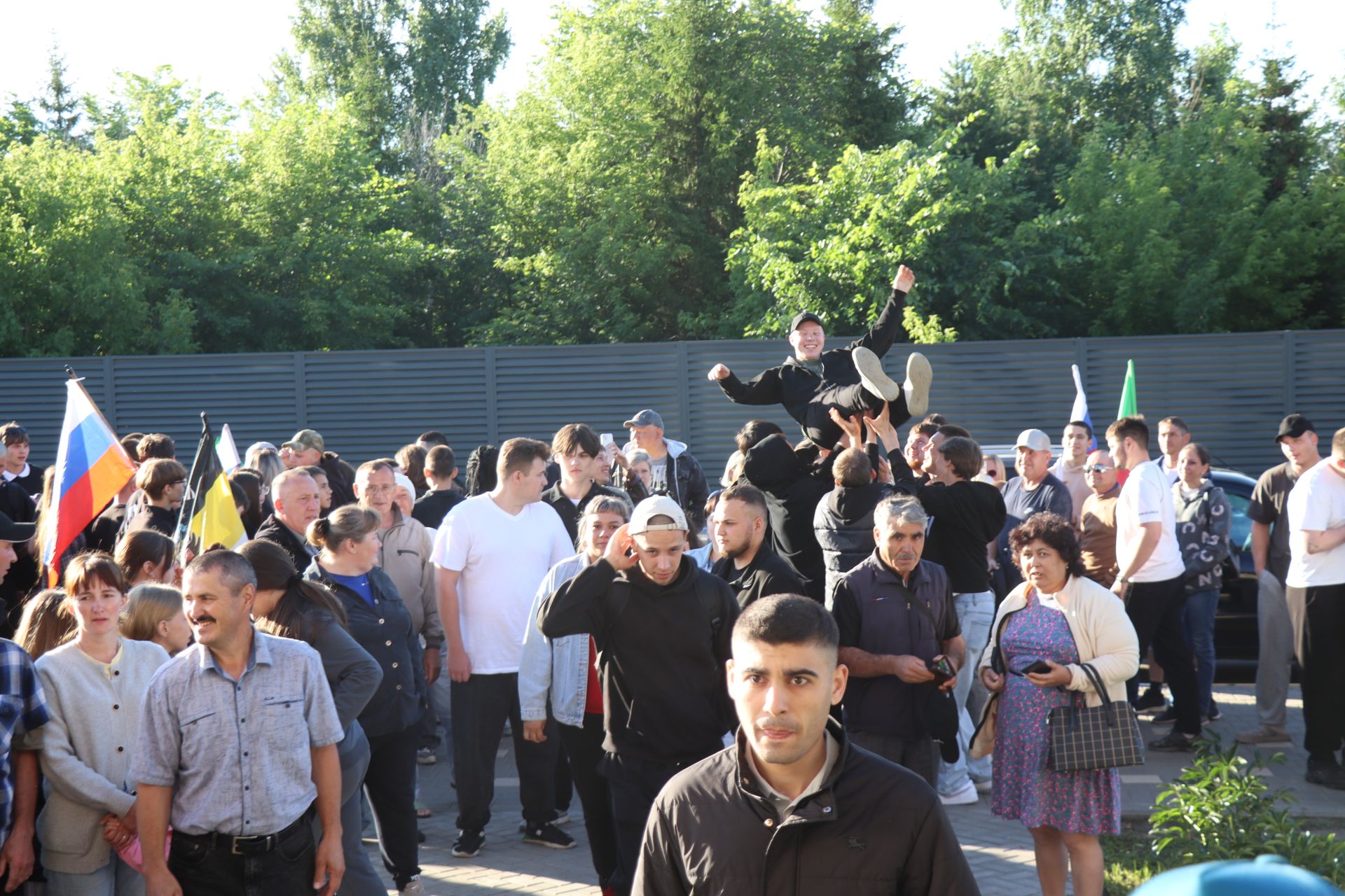 В Нурлатском военкомате состоялись проводы солдат-срочников