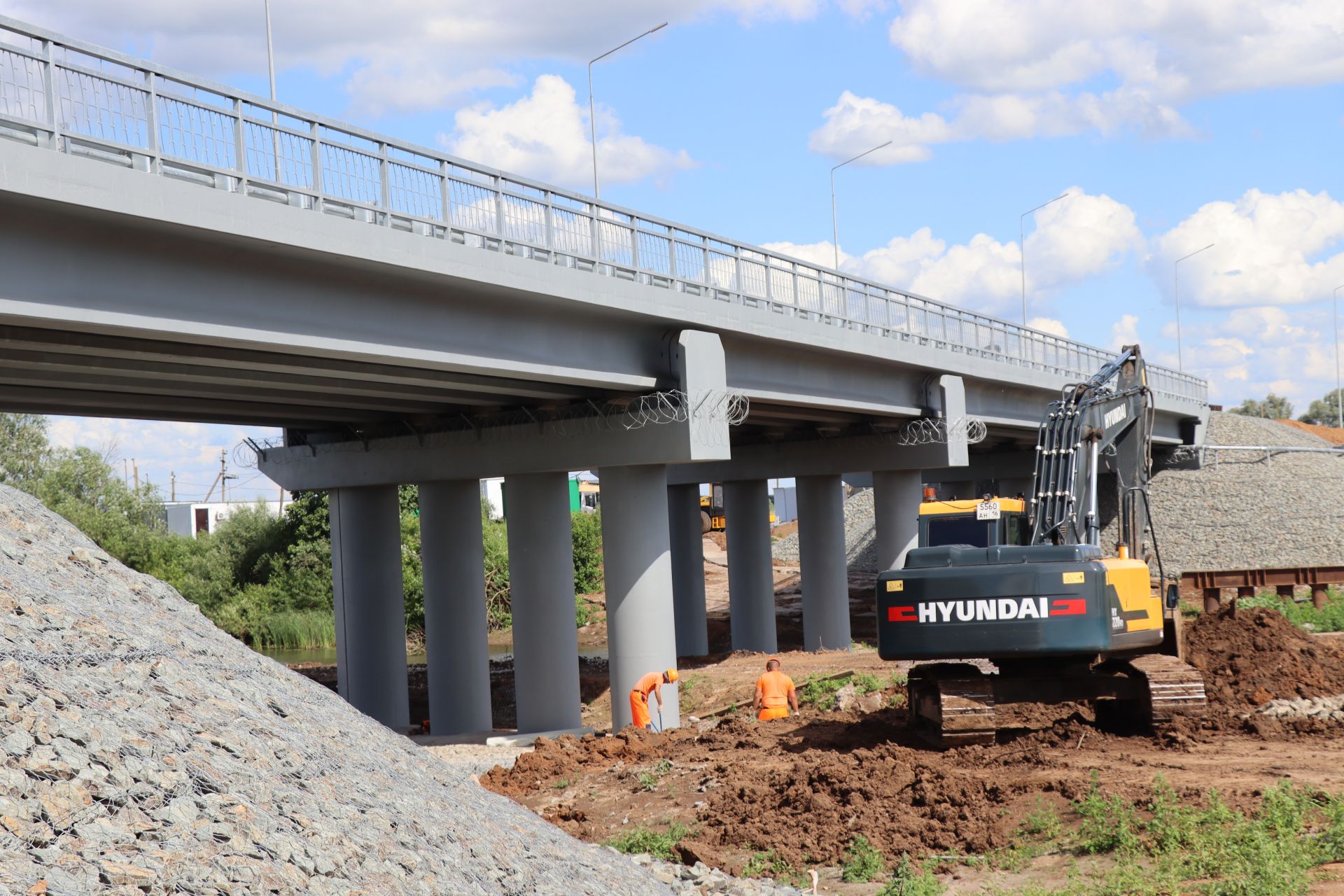 Реконструкция моста через реку Большой Черемшан возле деревни Урняк завершена на 90 процентов