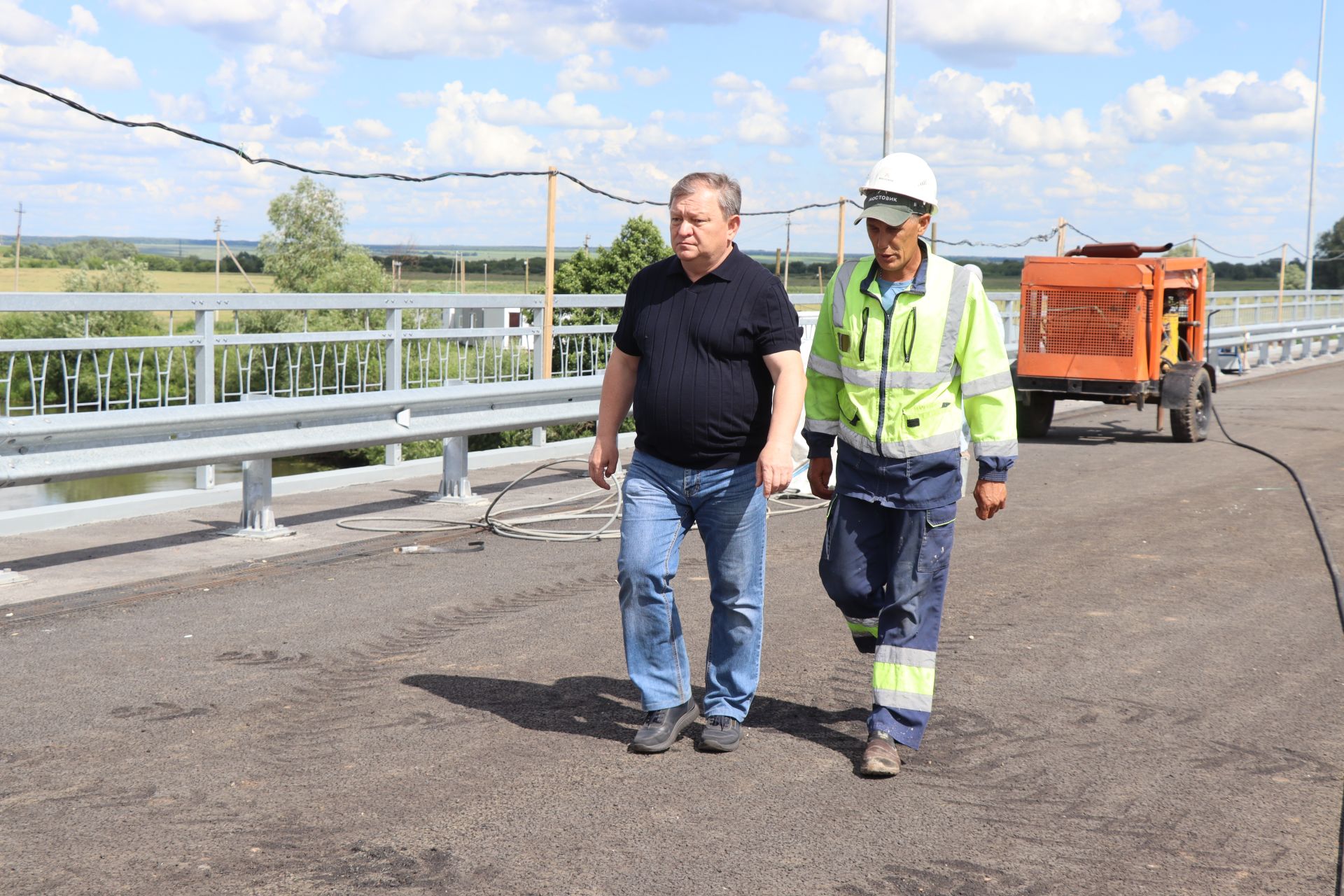 Реконструкция моста через реку Большой Черемшан возле деревни Урняк завершена на 90 процентов
