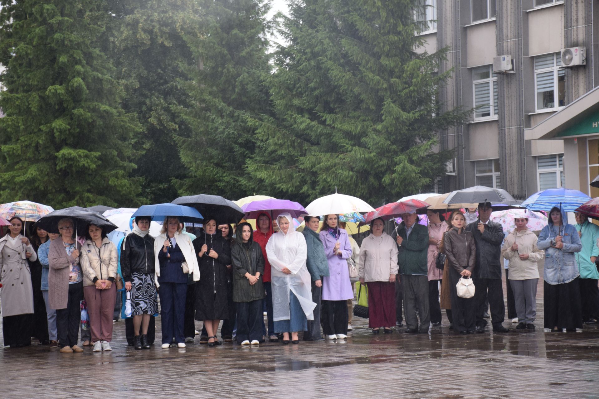 В Нурлате прошел митинг, посвященный Дню памяти и скорби