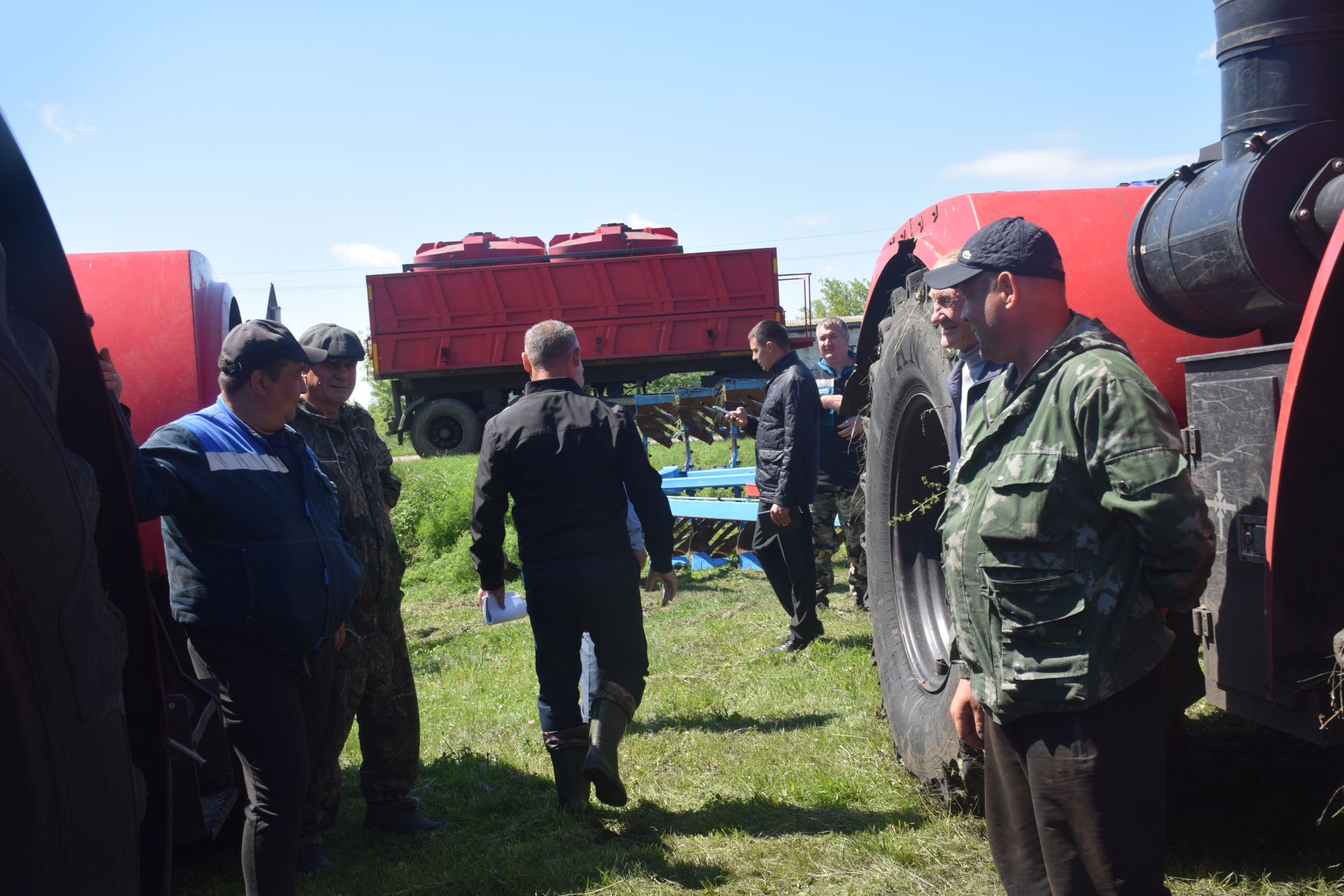 Хозяйства Нурлатского района готовы к уборочной: республиканская комиссия дала высокую оценку