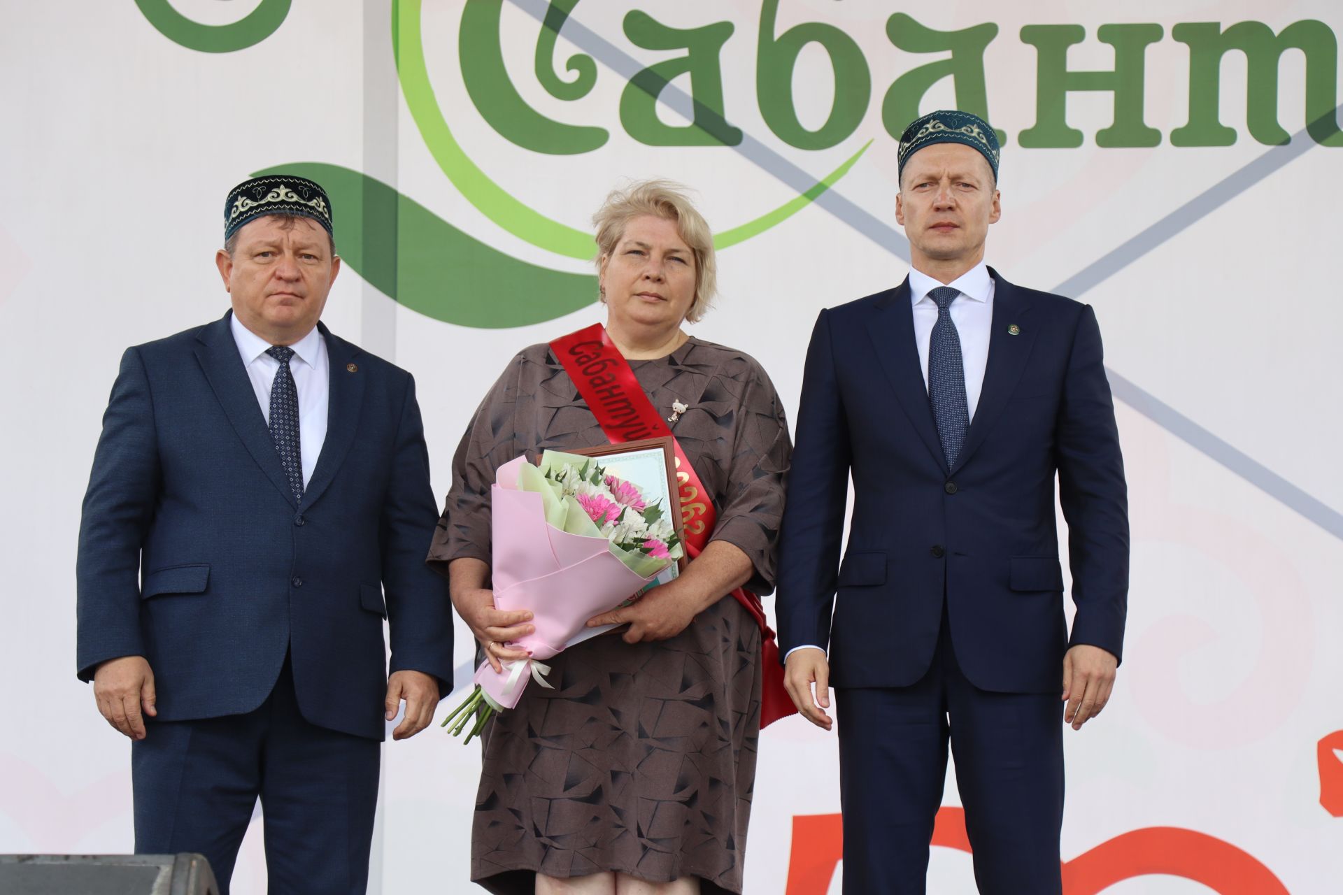 В гармонии традиций и дружбы: в Нурлате с грандиозным размахом отпраздновали Сабантуй