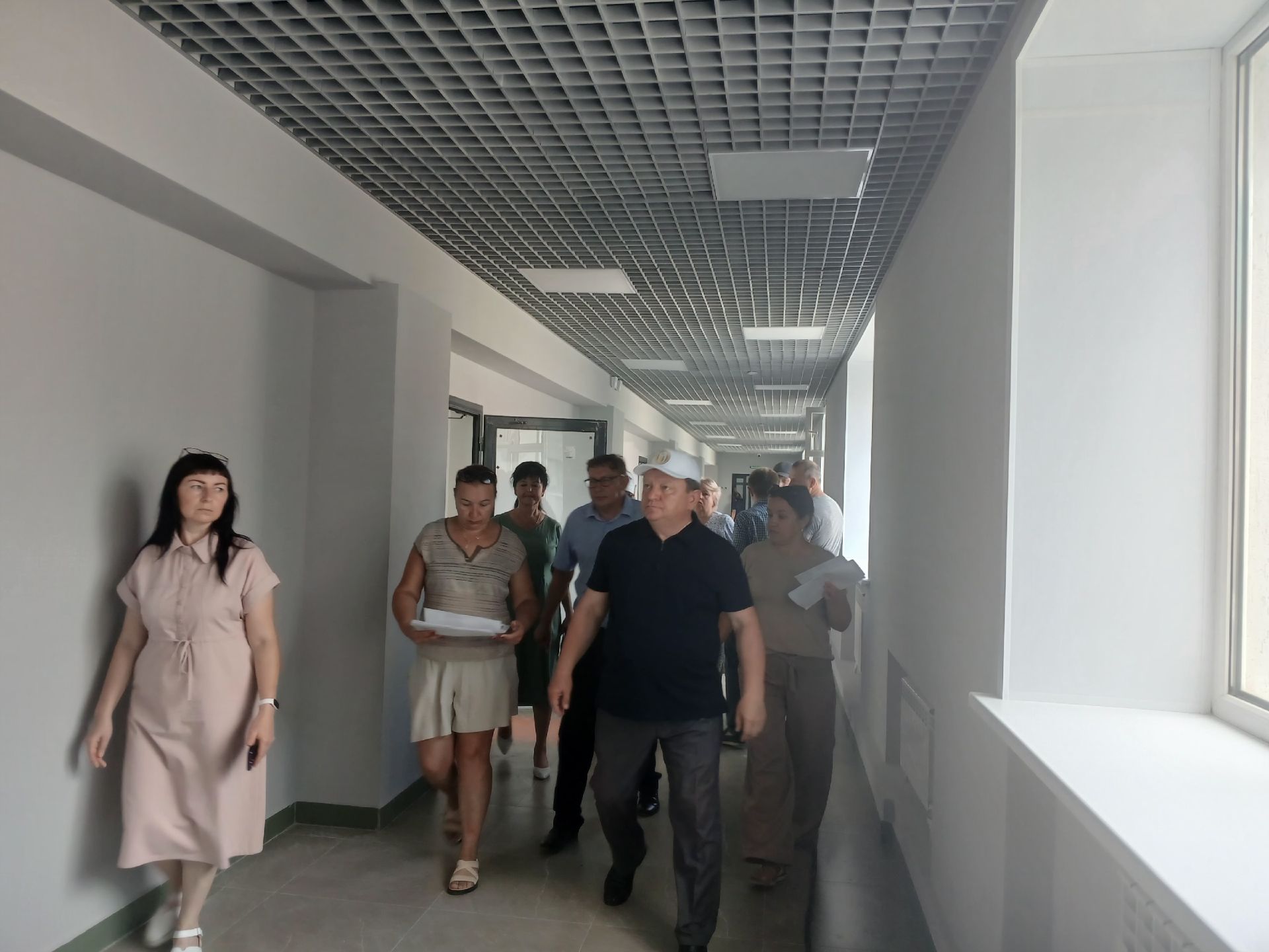 Дамир Ишкинеев провёл рабочее совещание в школе №4