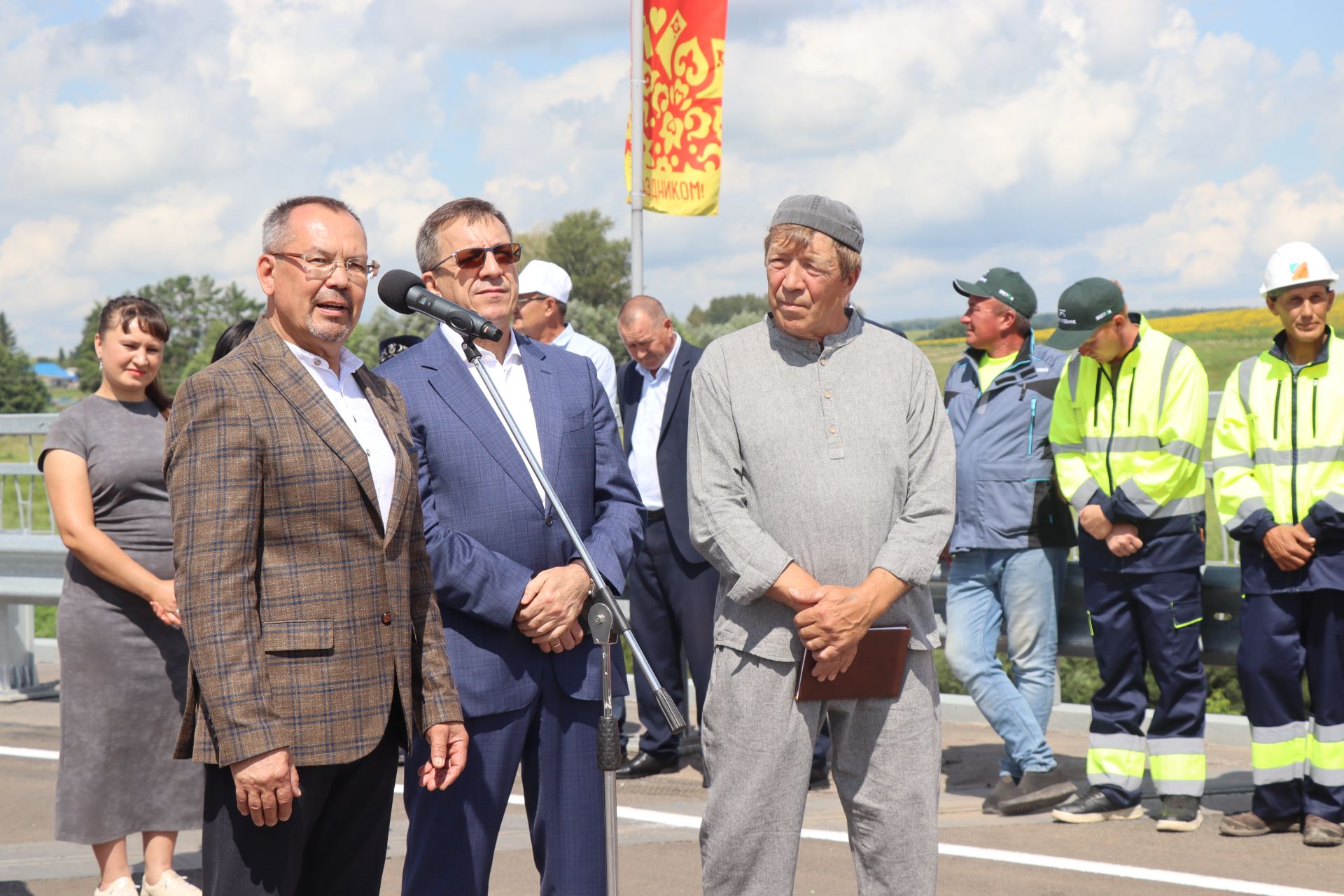 В Нурлатском районе построили новый мост