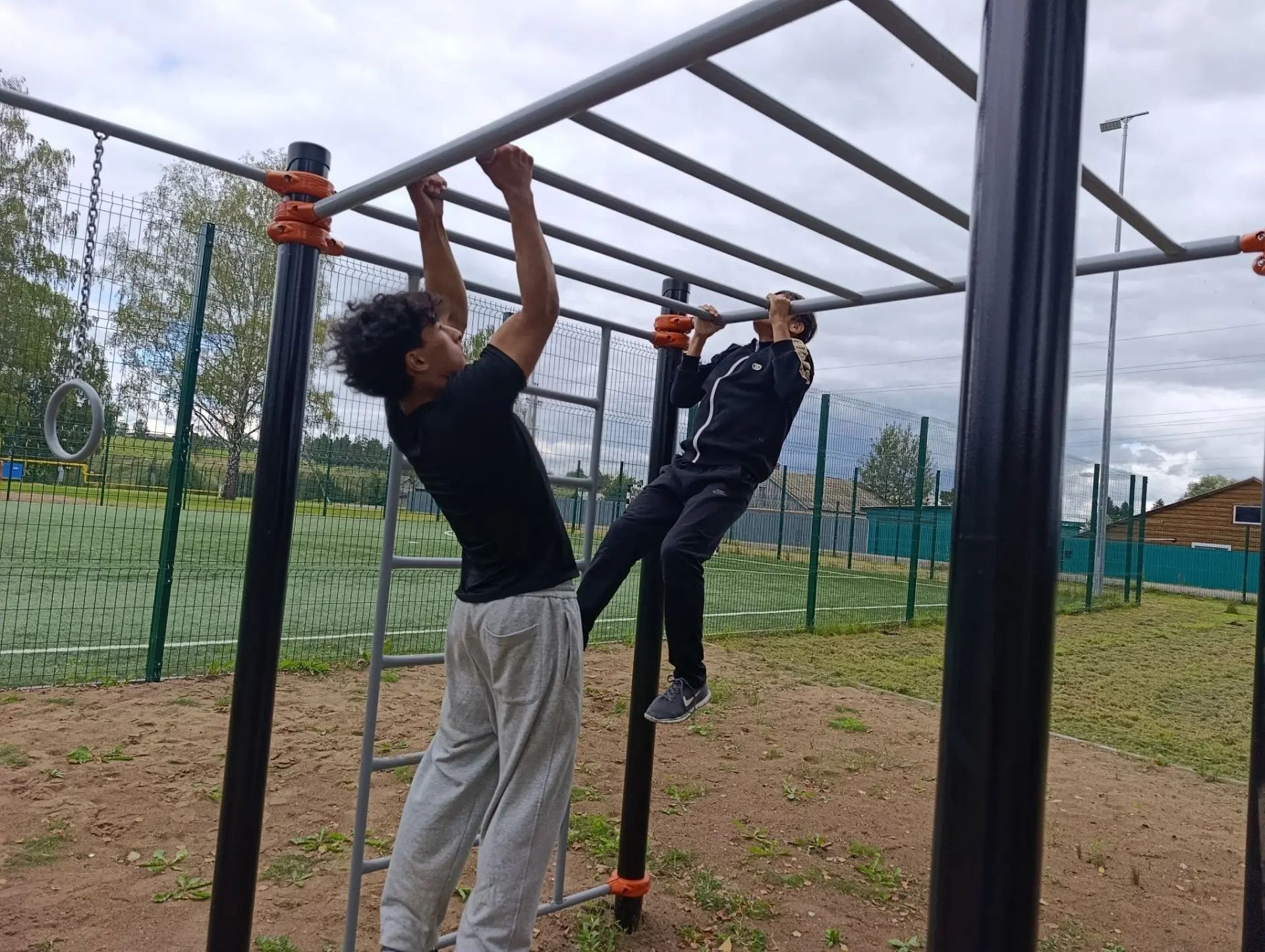 Спортивный десант высадился в лагере «Заречный»