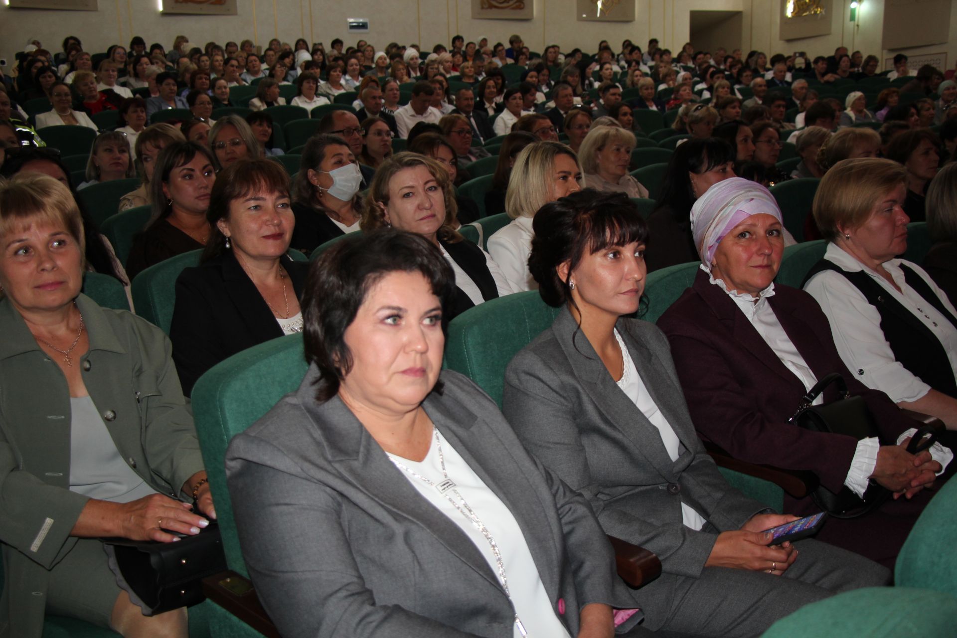 В Нурлате обсудили приоритеты развития образования на новый учебный год
