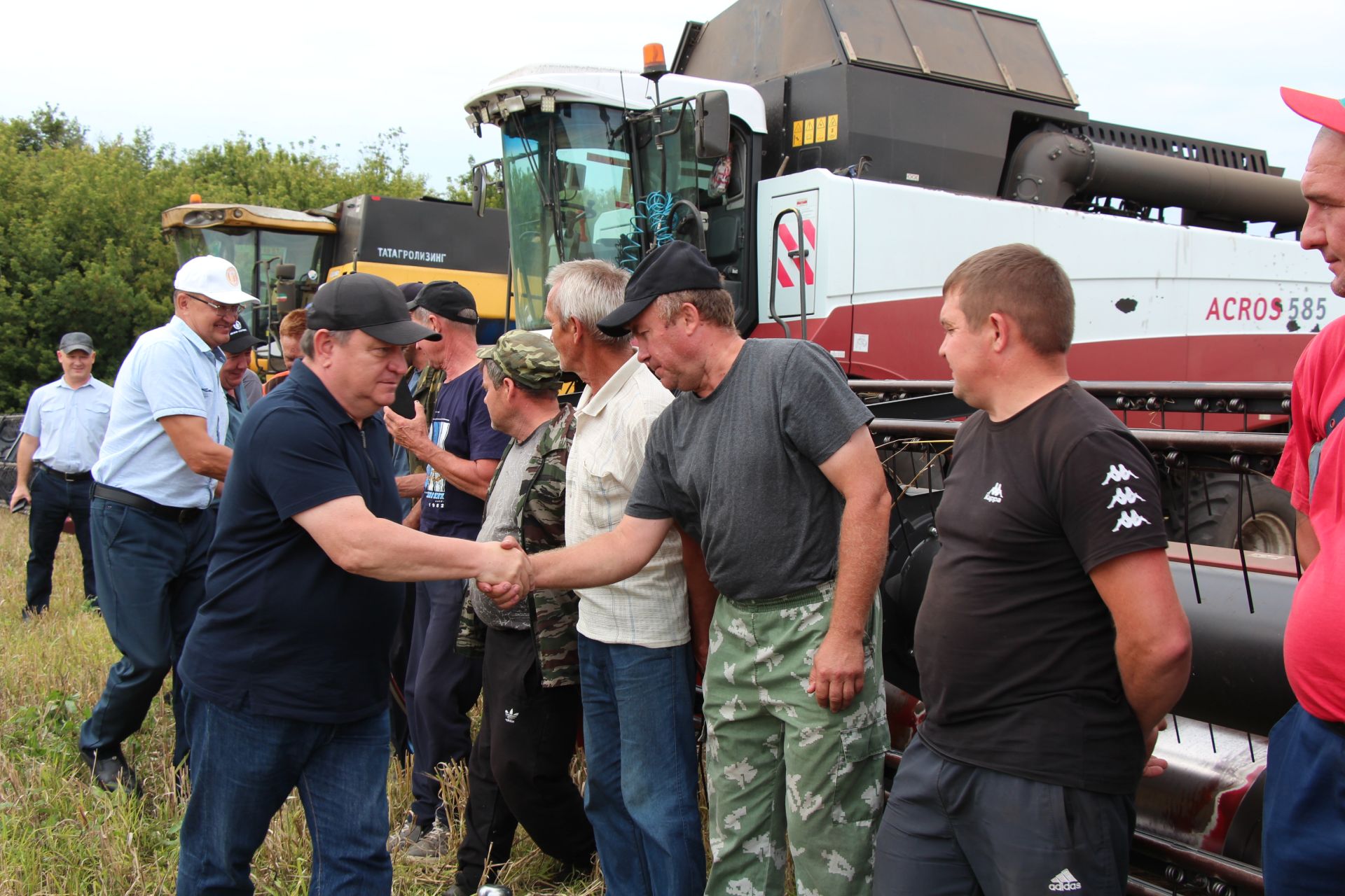В Нурлатском районе наградили передовых комбайнеров «Нурлат сэте»
