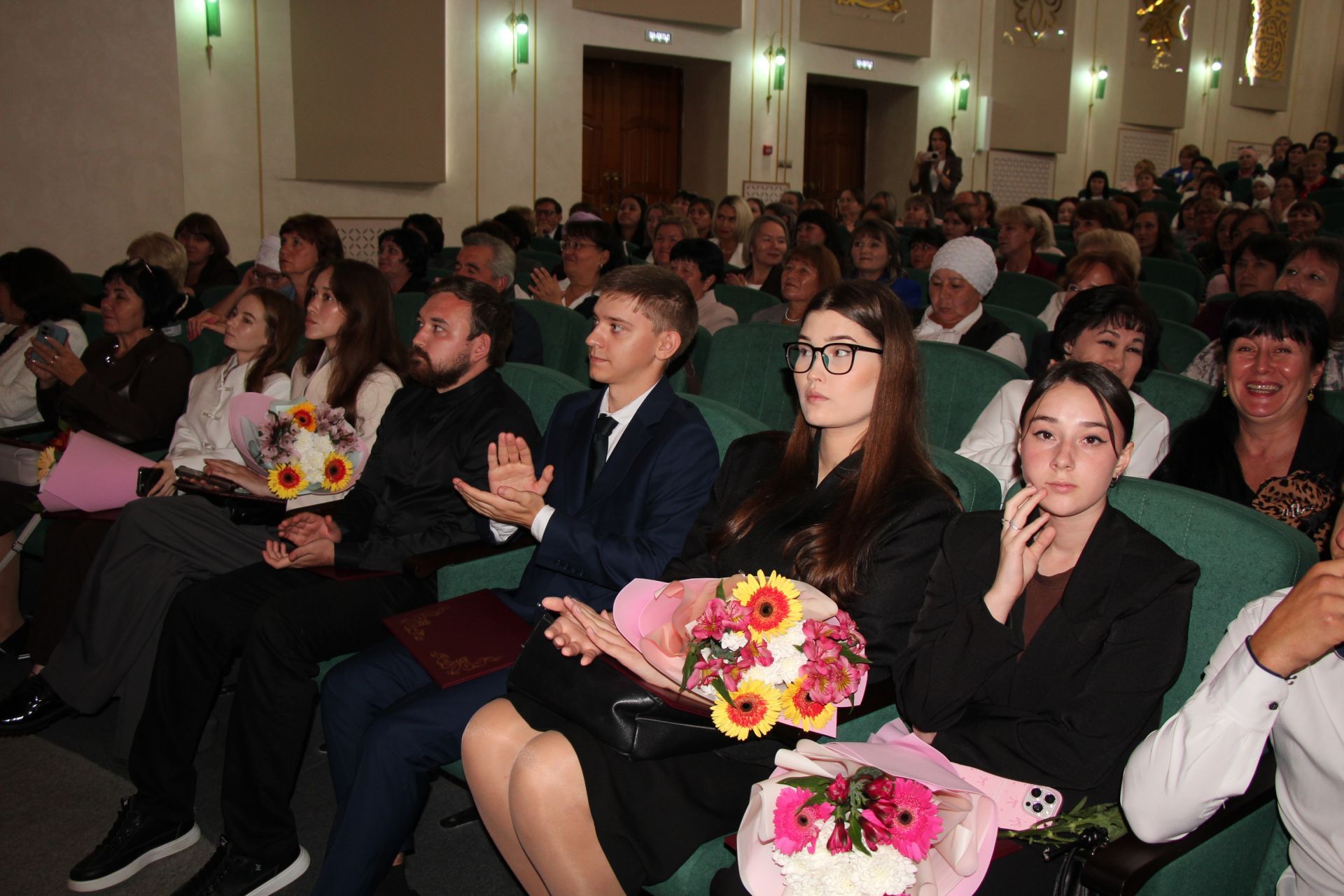 Нурлатта мәгариф хезмәткәрләренең август киңәшмәсе үтте