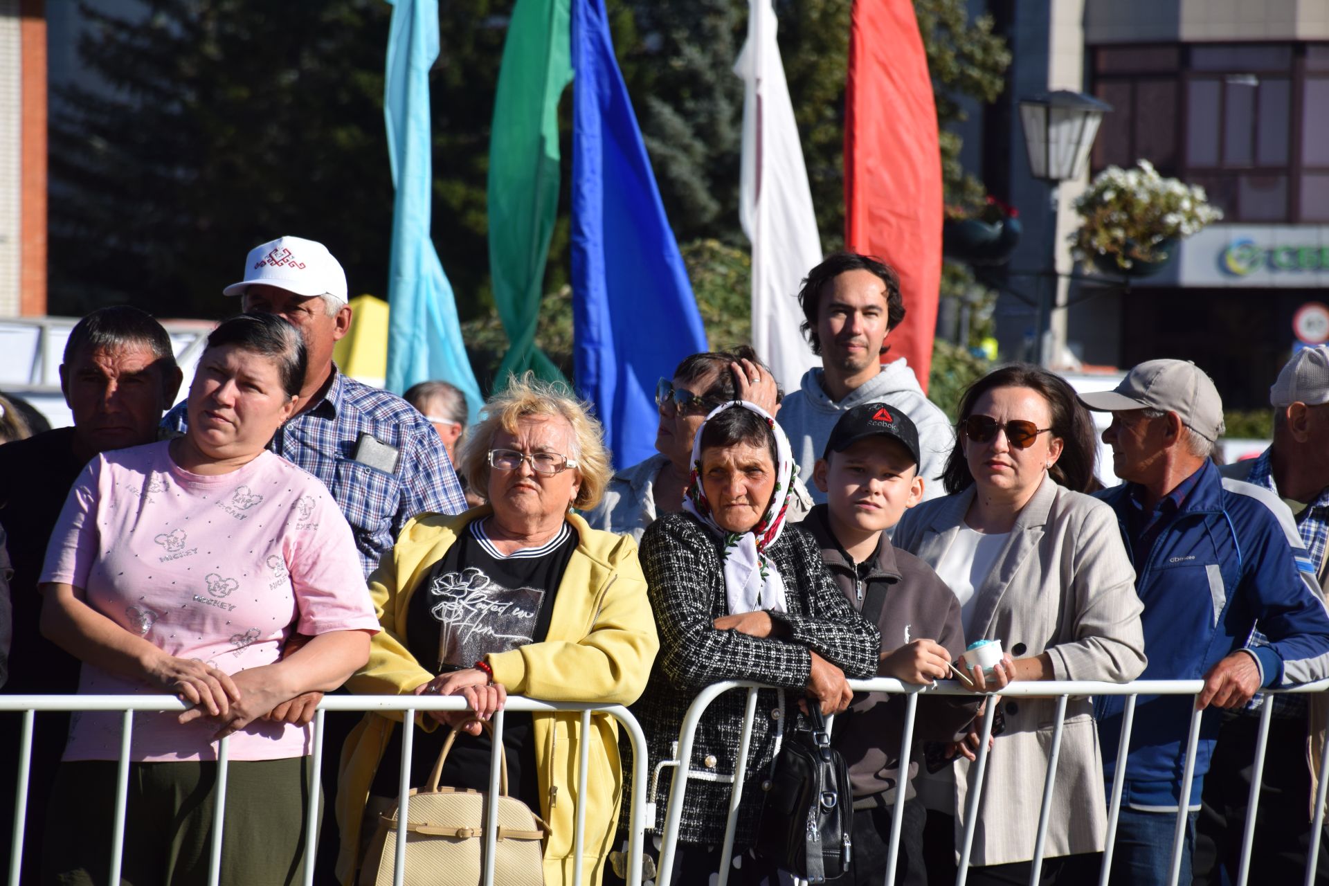 В Нурлате наградили победителей районного конкурса по оформлению и озеленению территорий